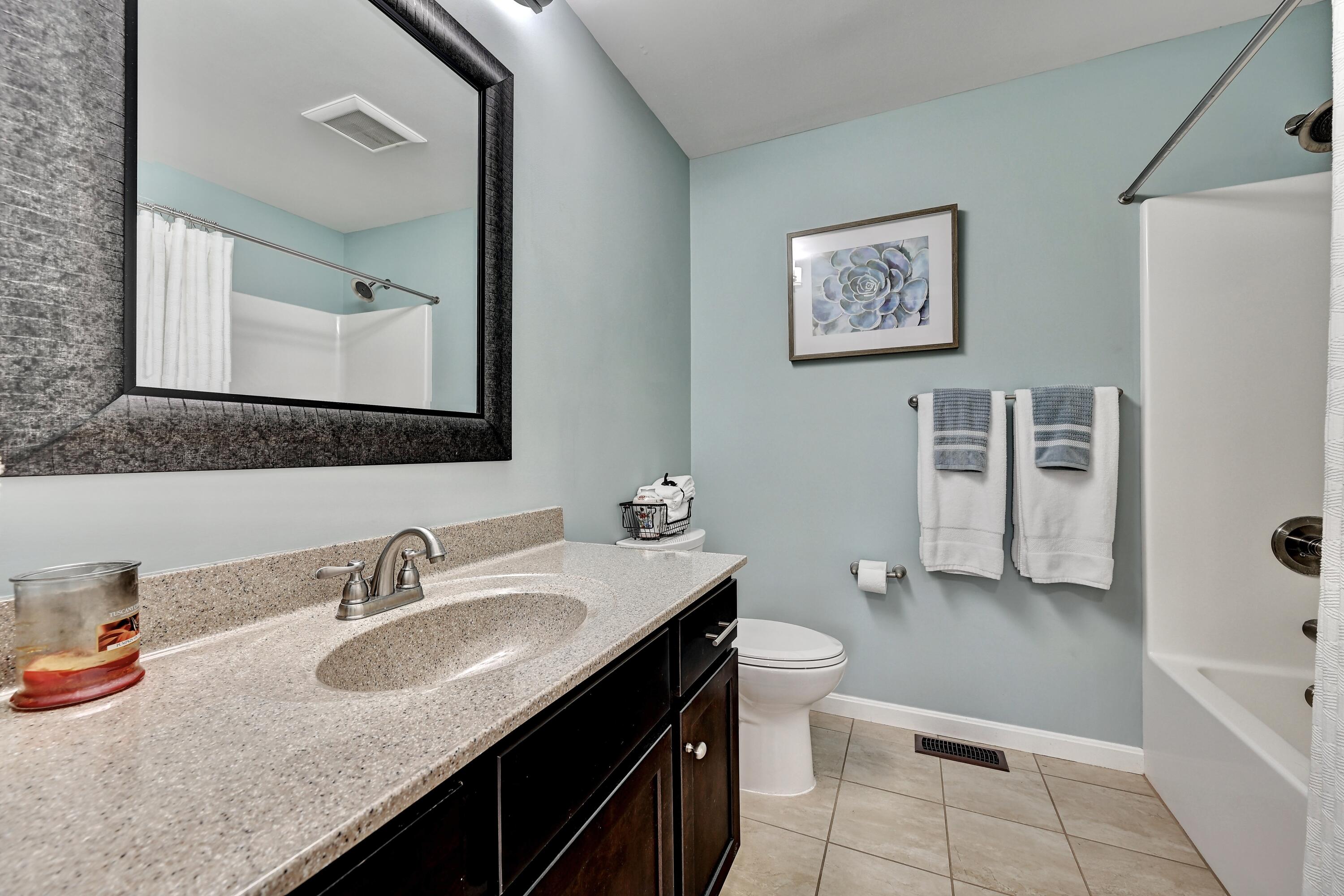 5048 Loch Drive Property Photo 13