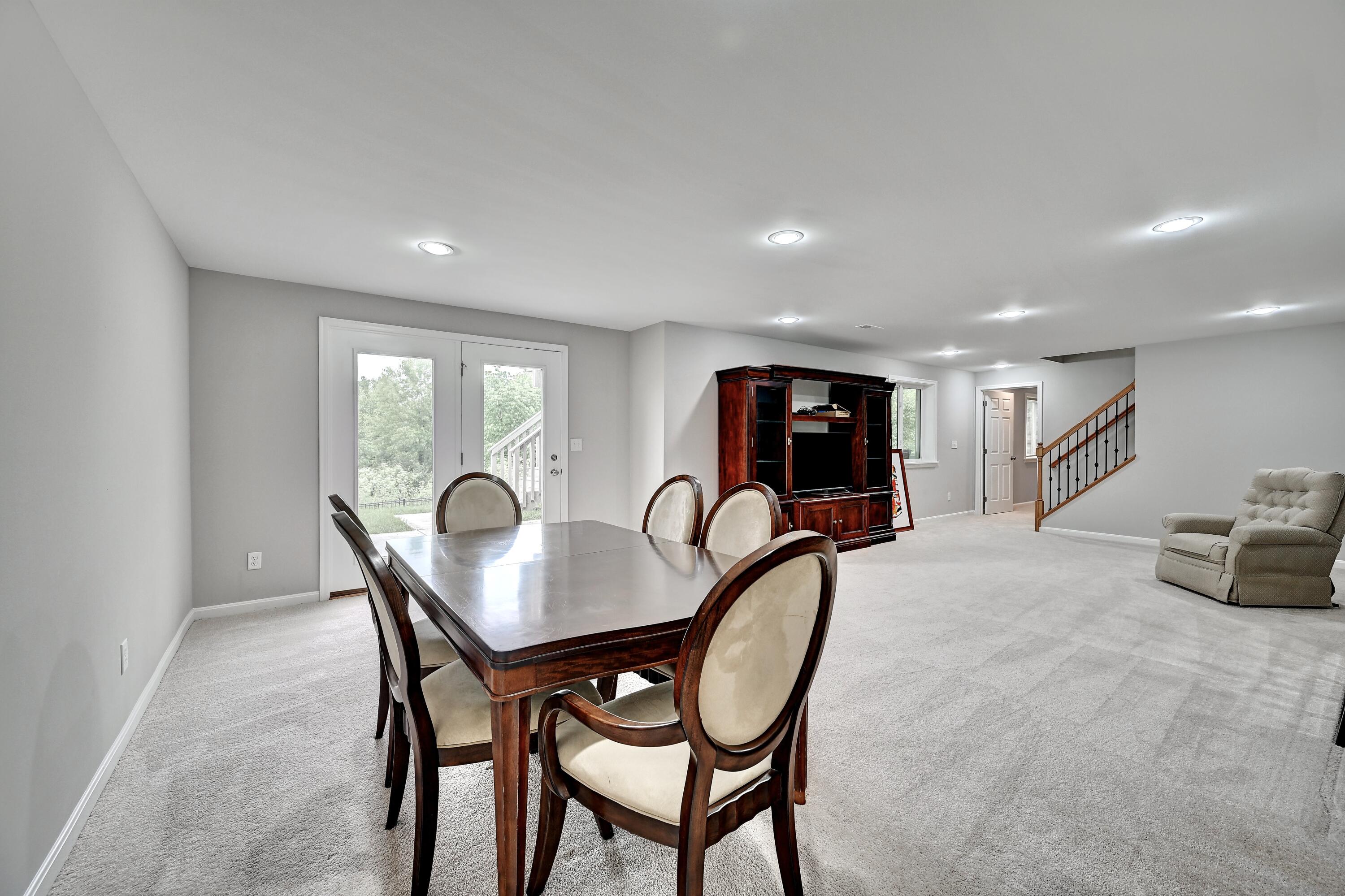 5048 Loch Drive Property Photo 16
