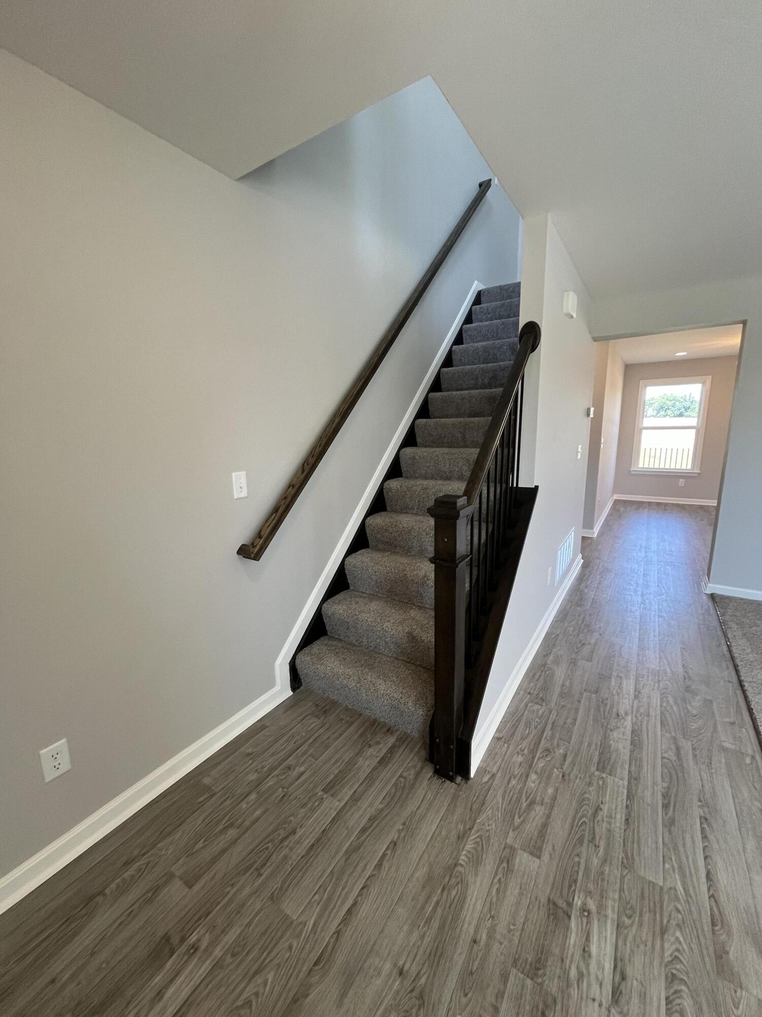 1413 Brookline Court Property Photo 3