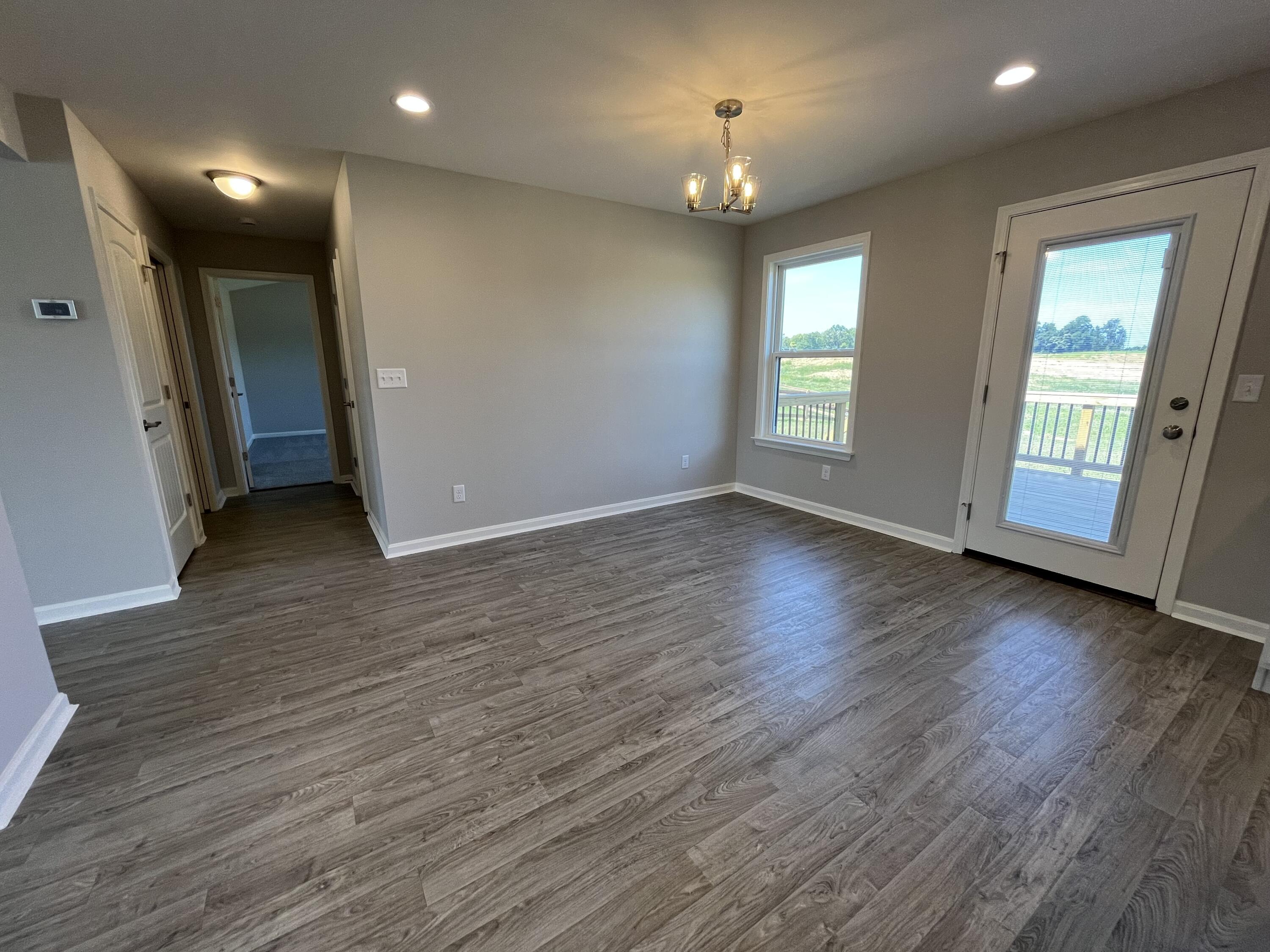 1413 Brookline Court Property Photo 8