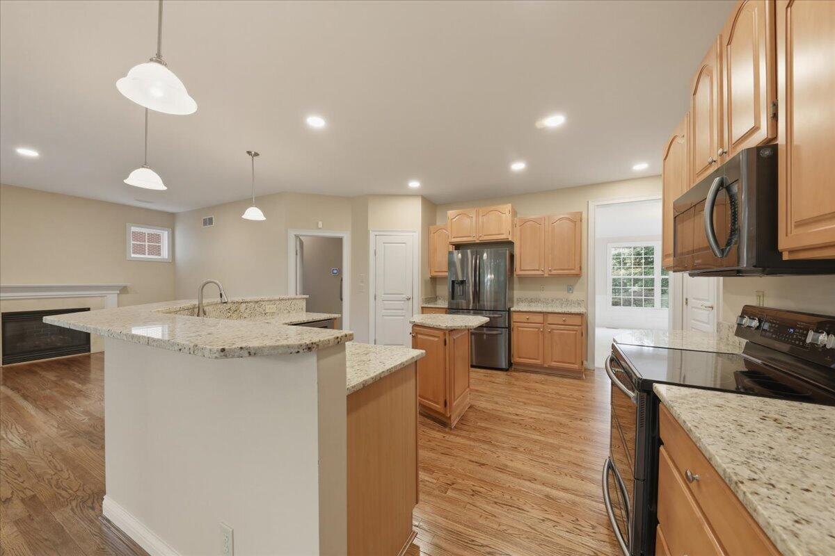 1114 Grindstone Court Property Photo 5