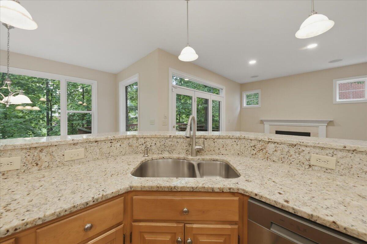 1114 Grindstone Court Property Photo 6