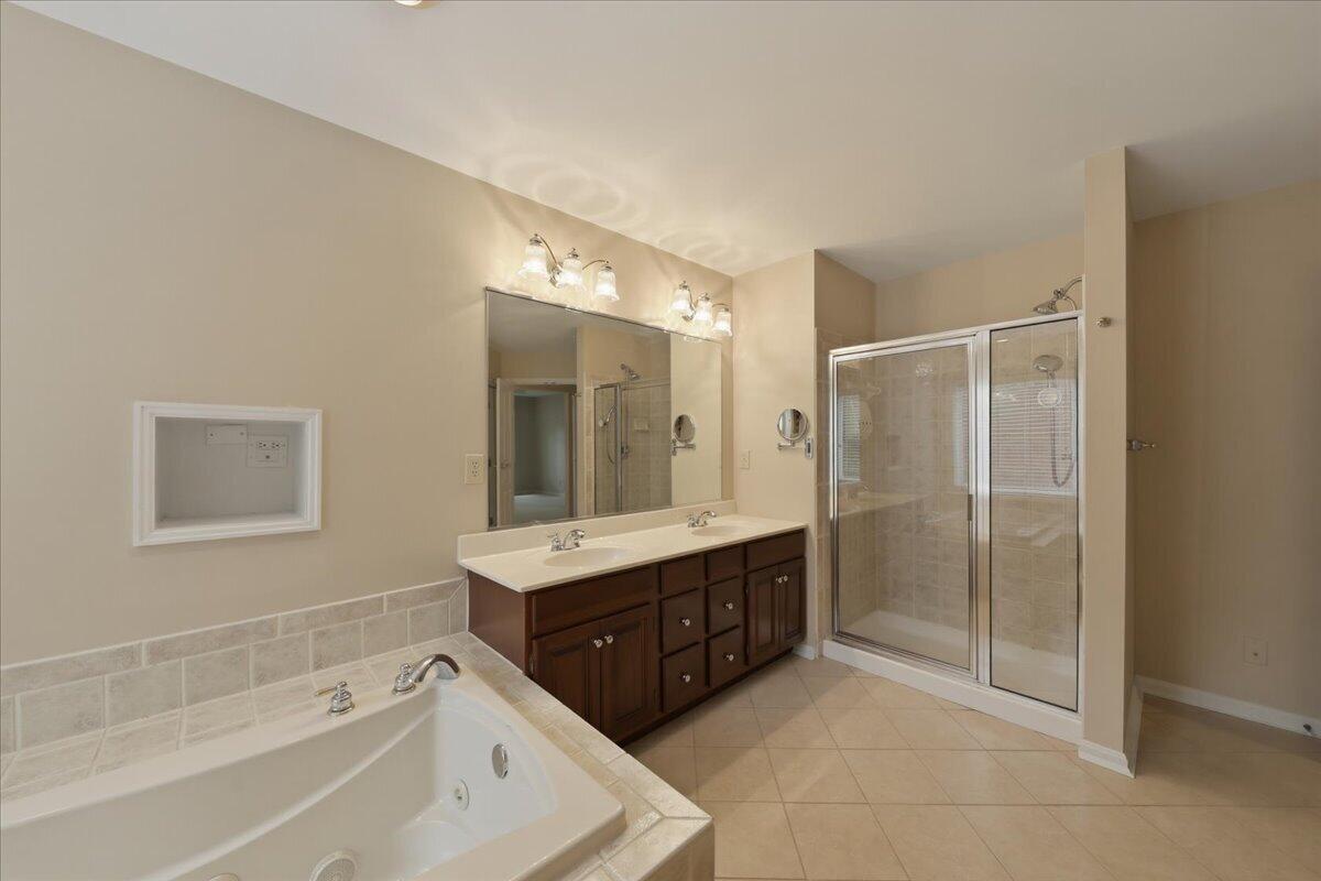 1114 Grindstone Court Property Photo 18