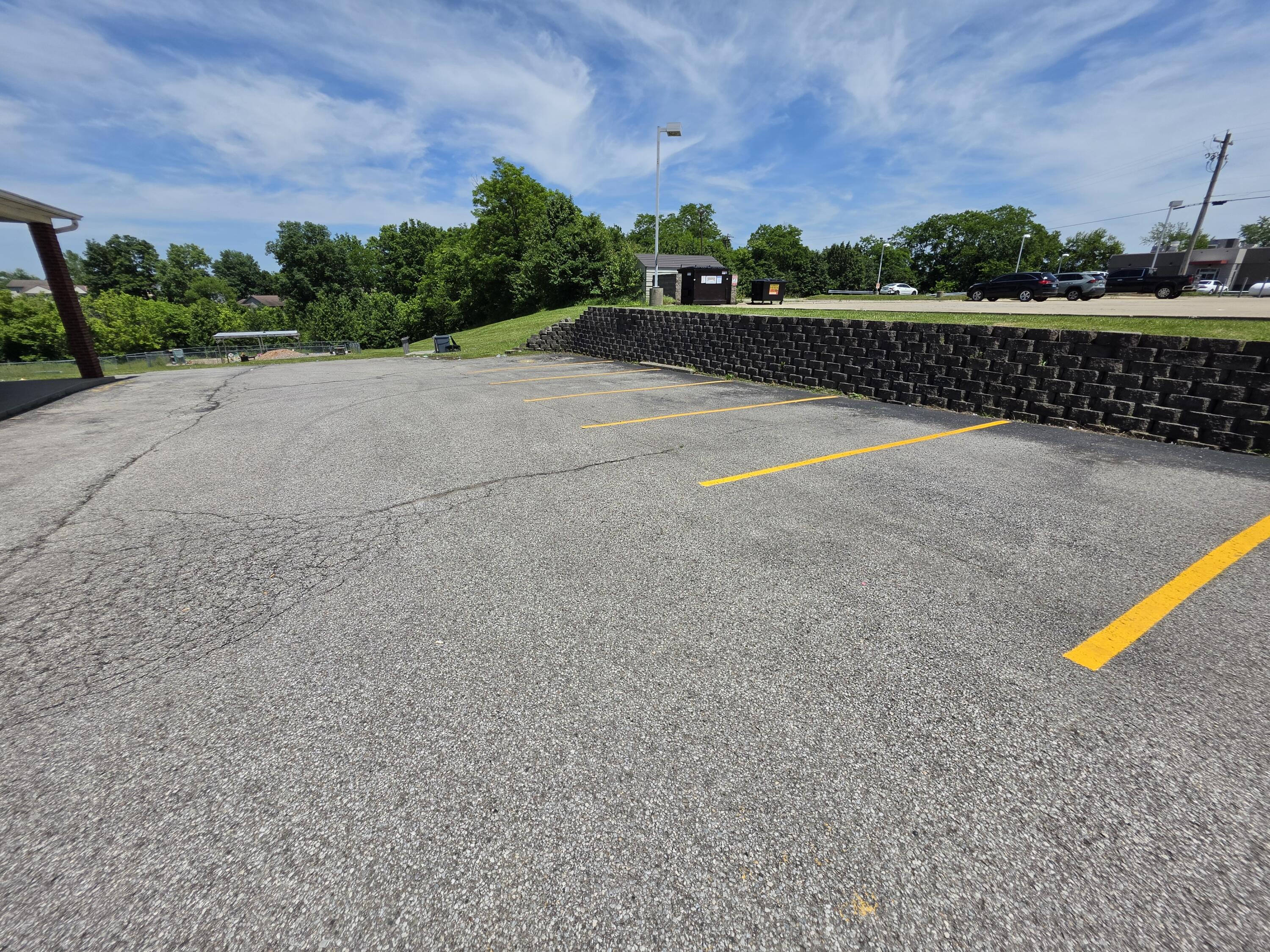 385 Violet Road, D Property Photo 15