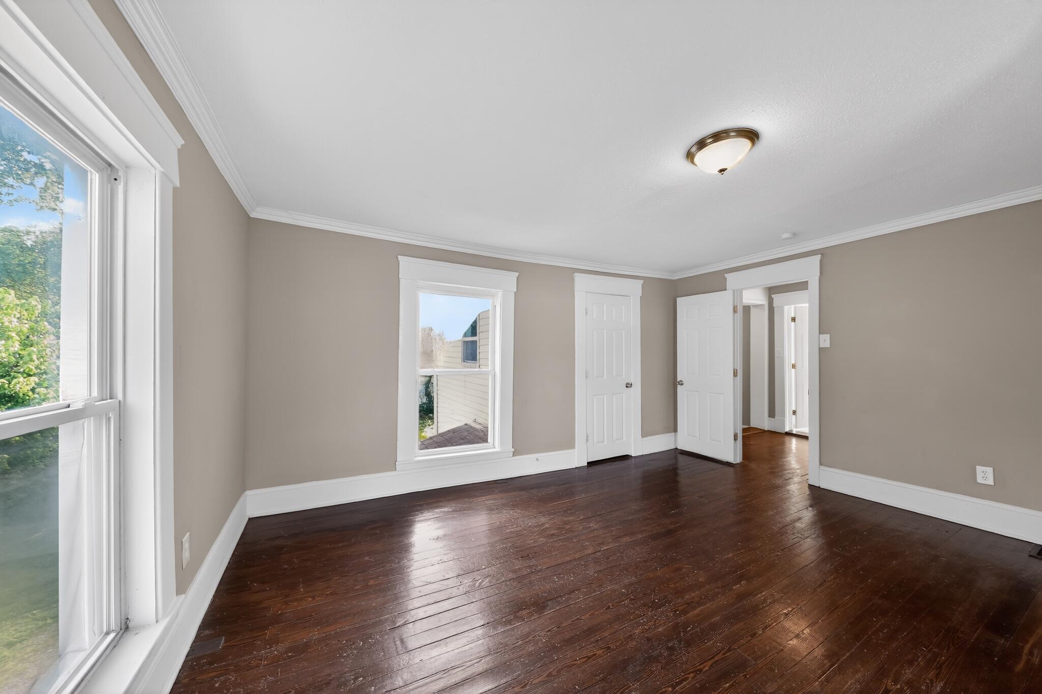 2710 Rosina Avenue Property Photo 12