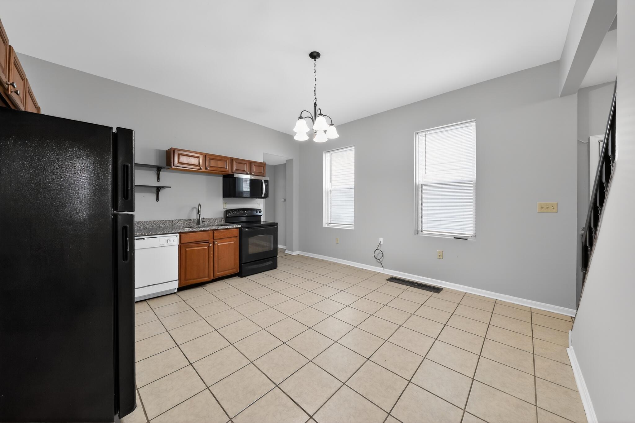 513 4th Avenue Property Photo 10