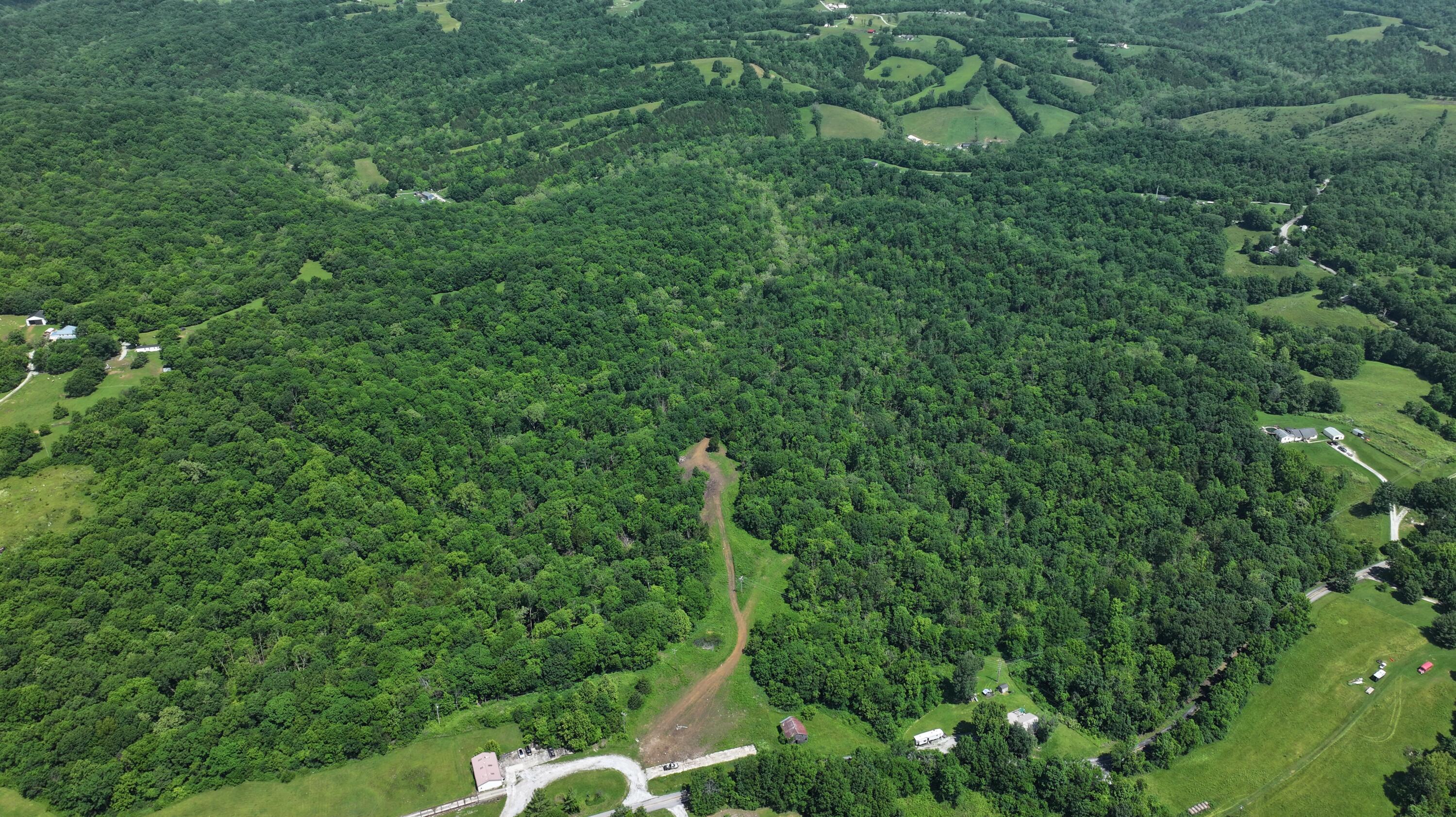 3990 Claxon Ridge Road Property Photo 1