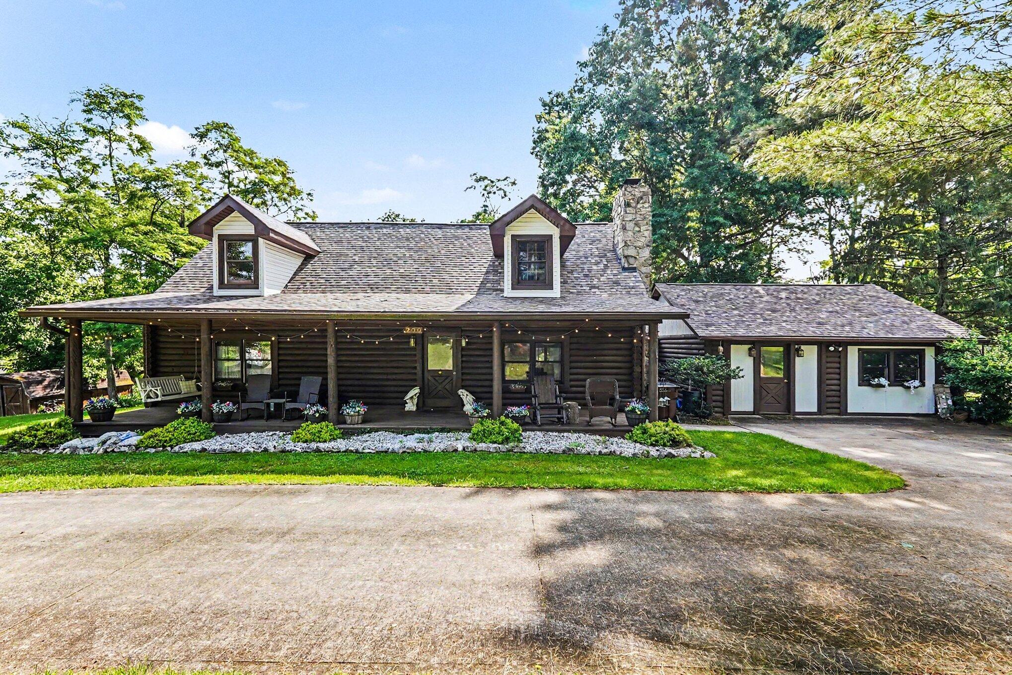 200 Whippoorwill Lane