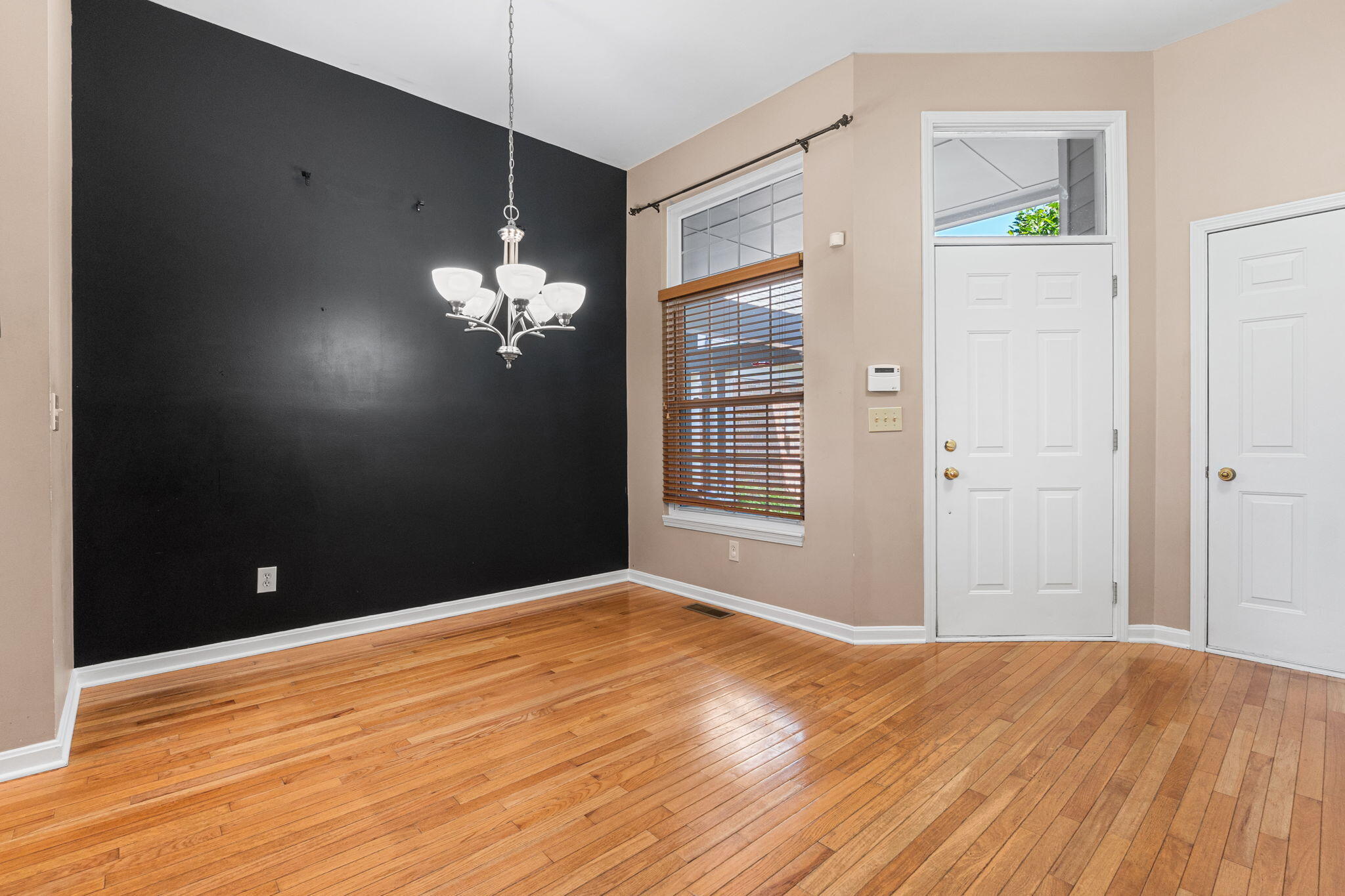 10461 Masters Drive Property Photo 10