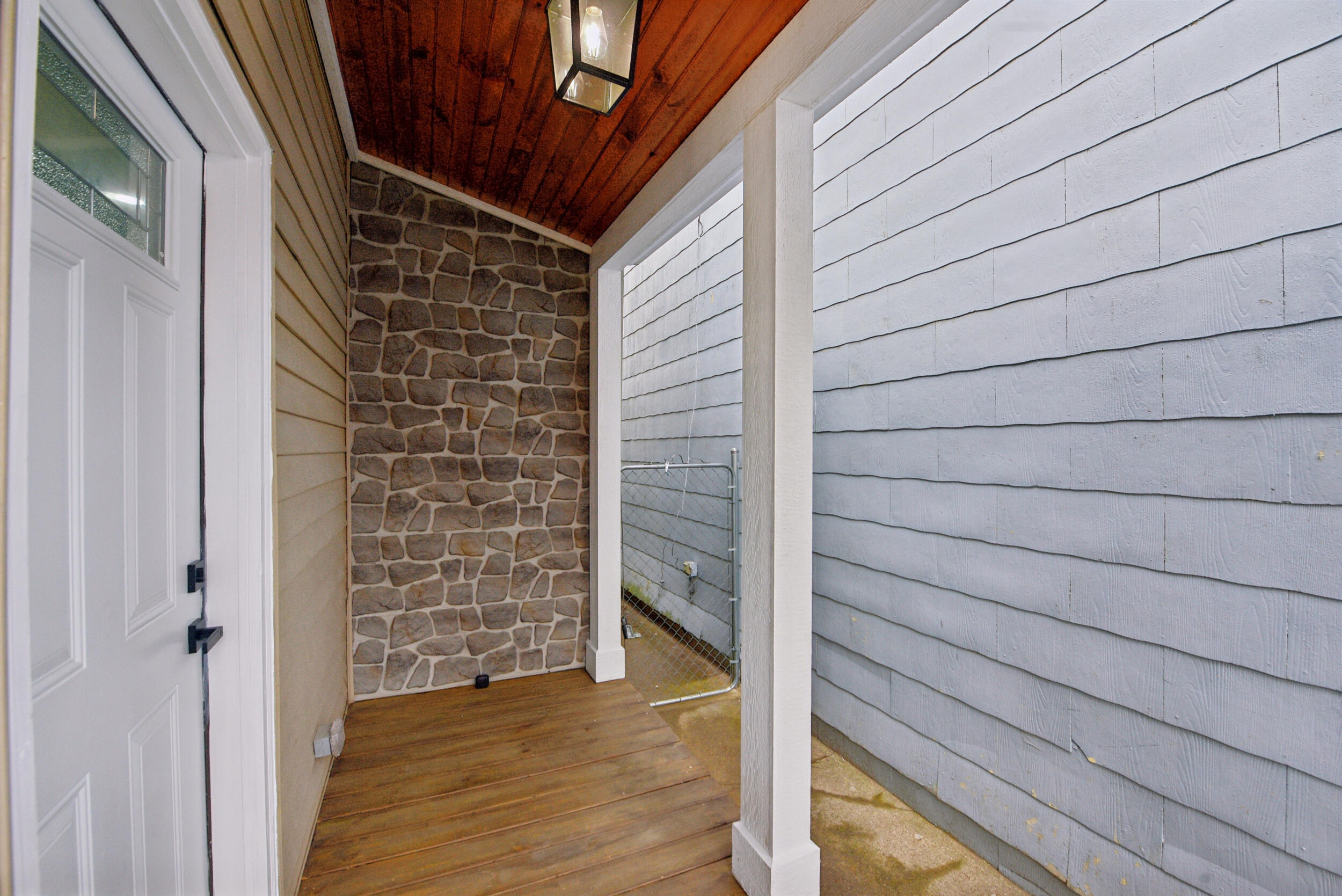 139 5th Avenue Property Photo 3