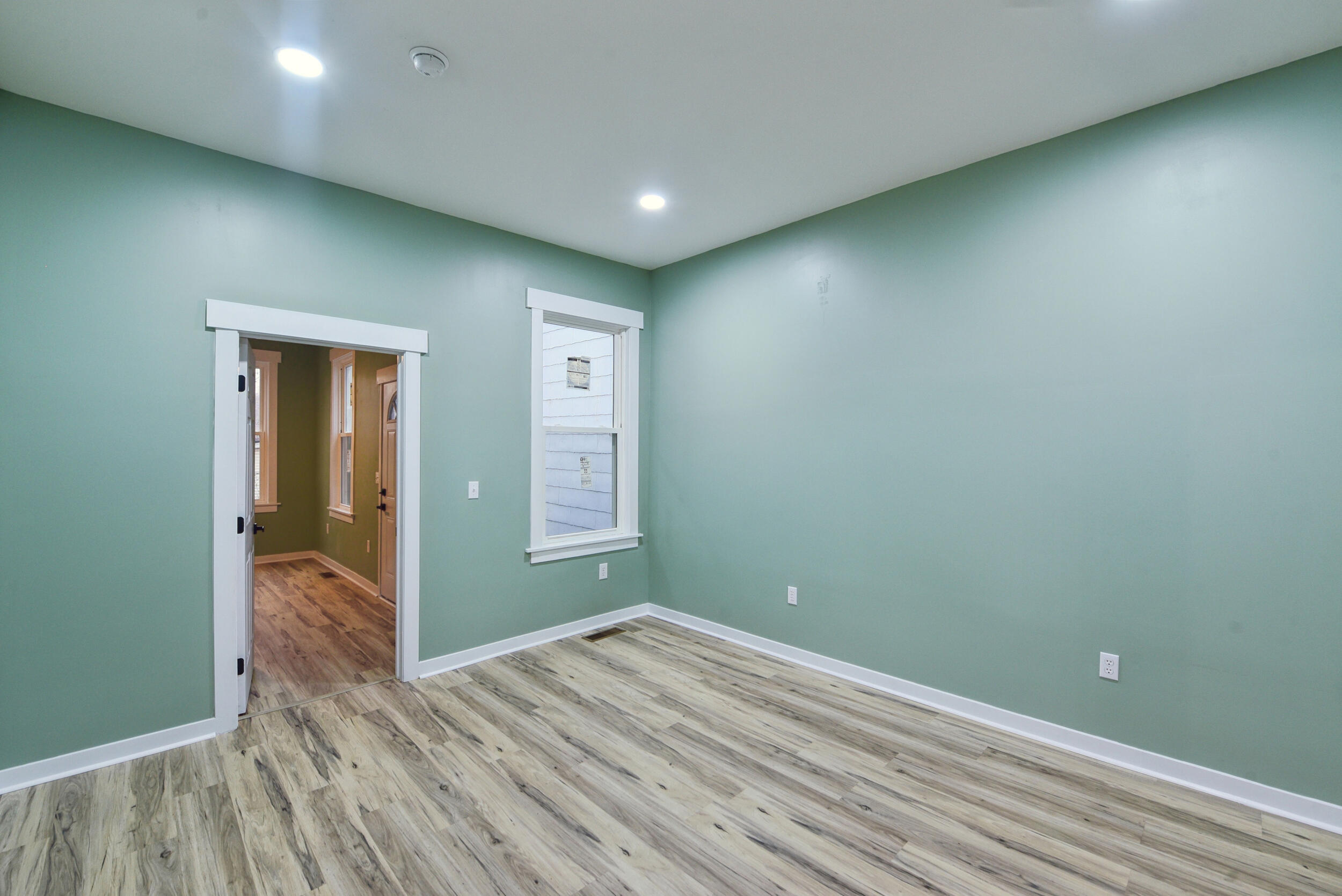139 5th Avenue Property Photo 12