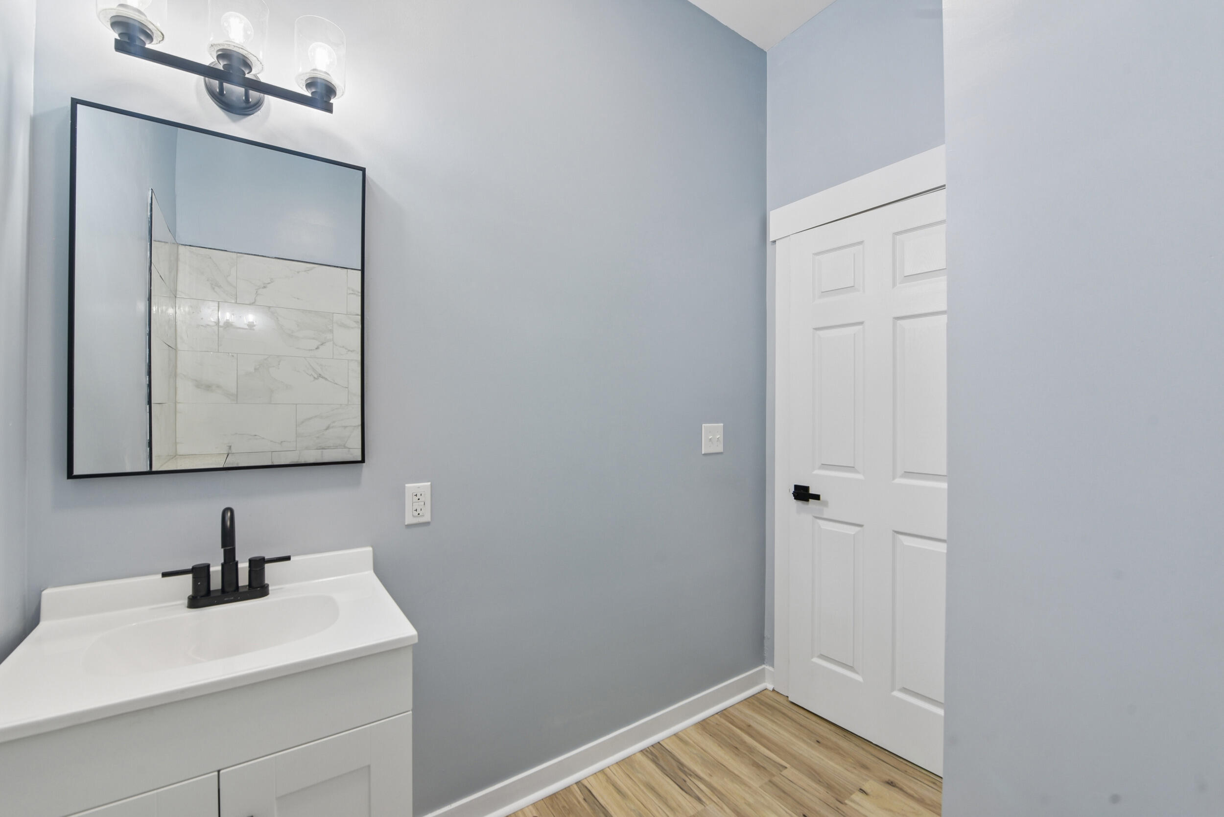 139 5th Avenue Property Photo 15