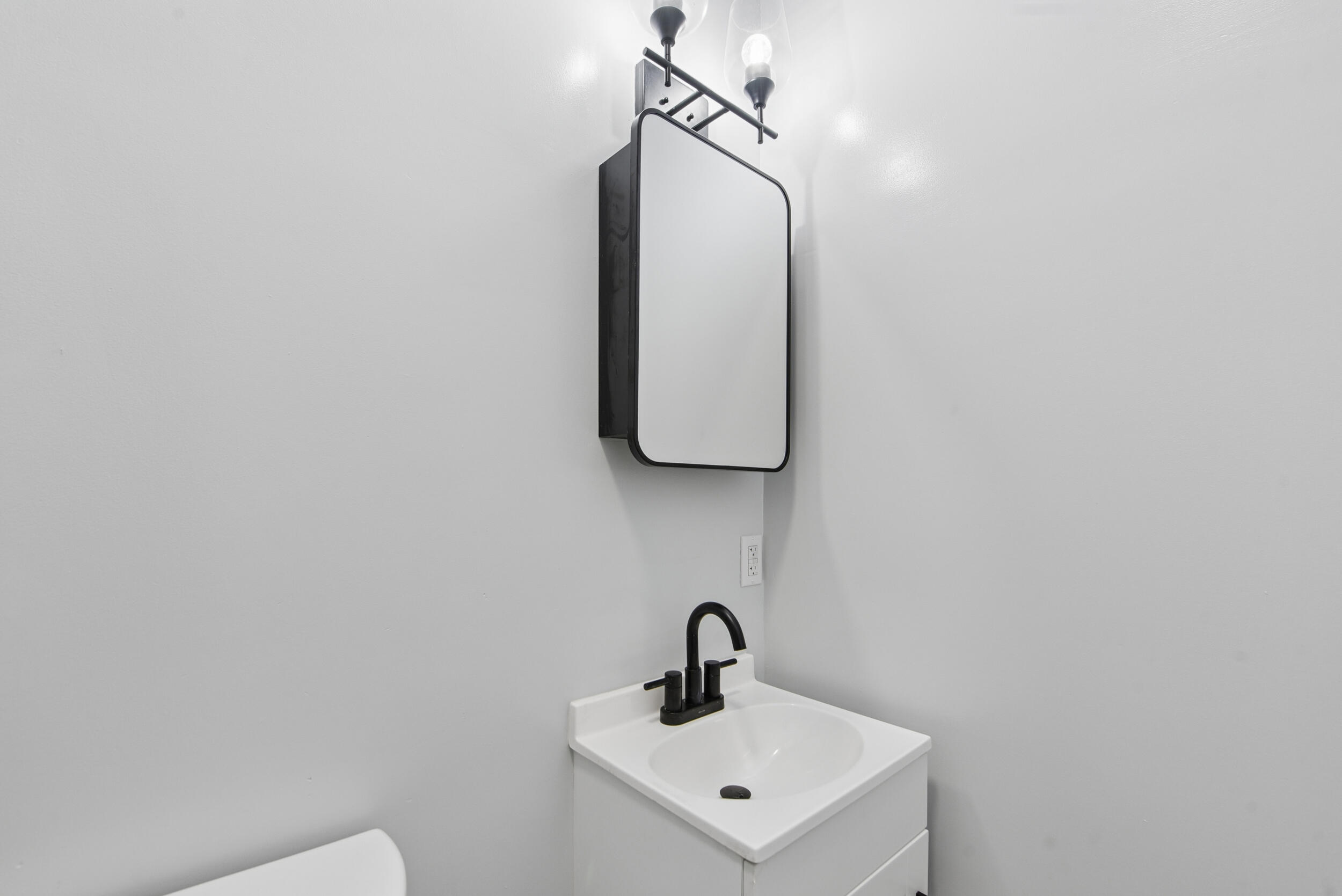 139 5th Avenue Property Photo 29