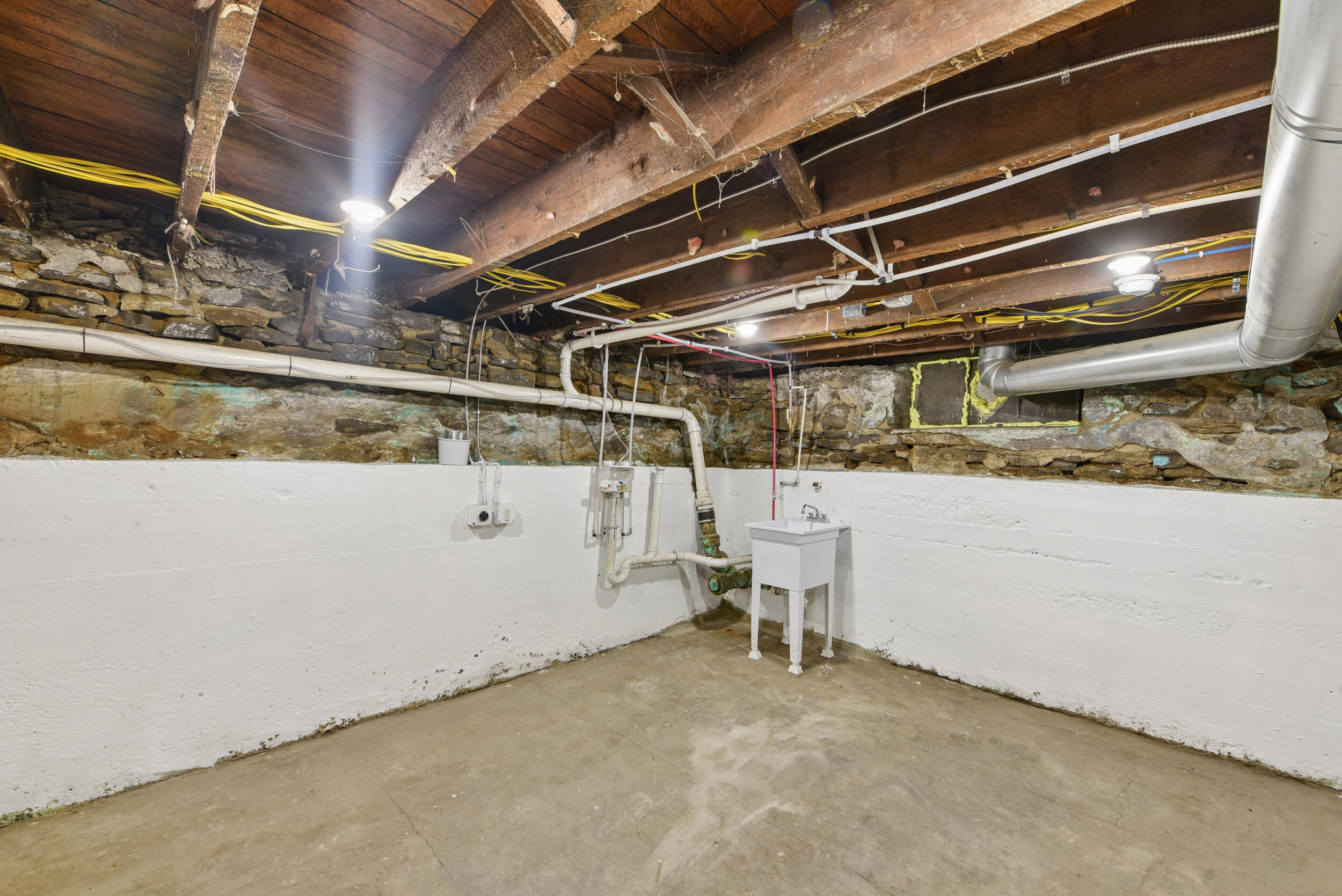 139 5th Avenue Property Photo 30