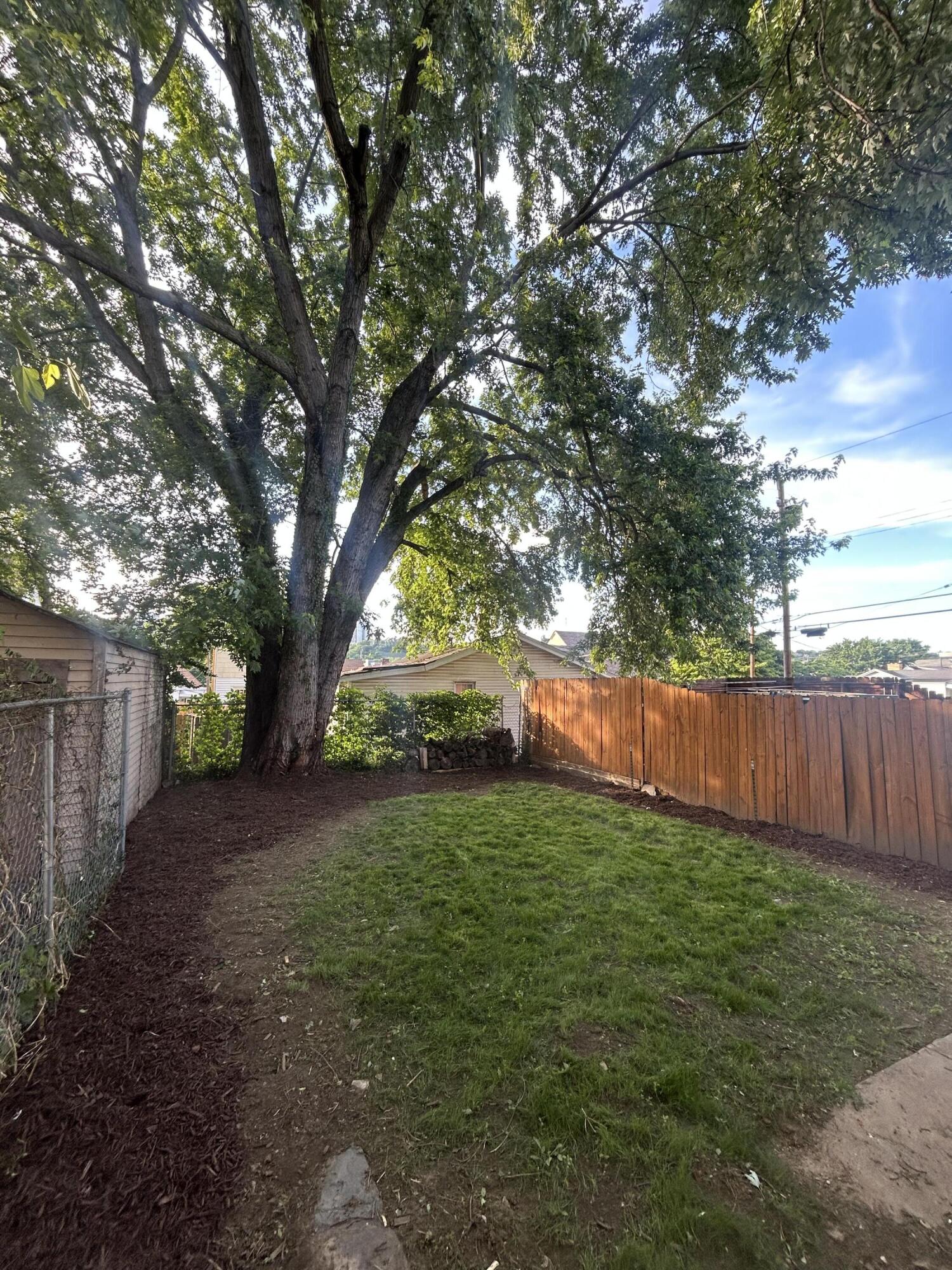 139 5th Avenue Property Photo 33