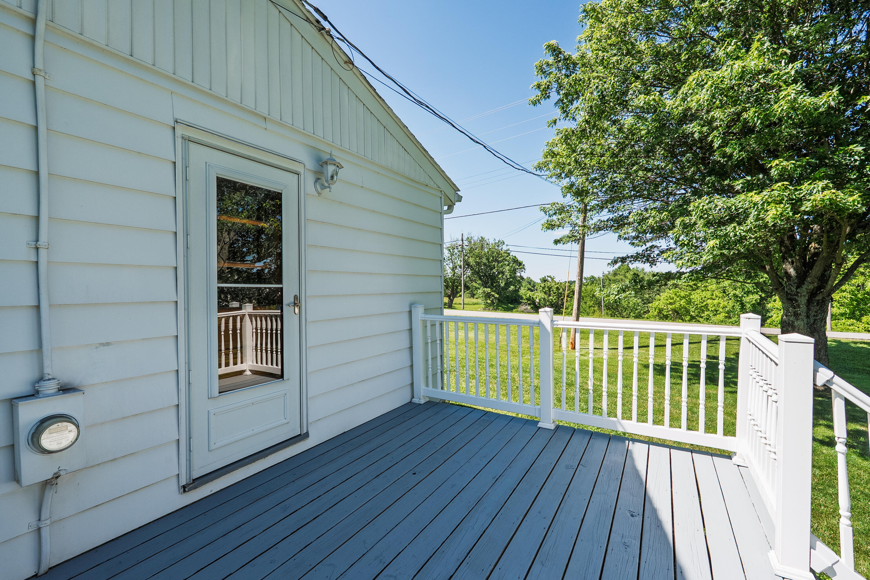219 Sunset Drive Property Photo 13