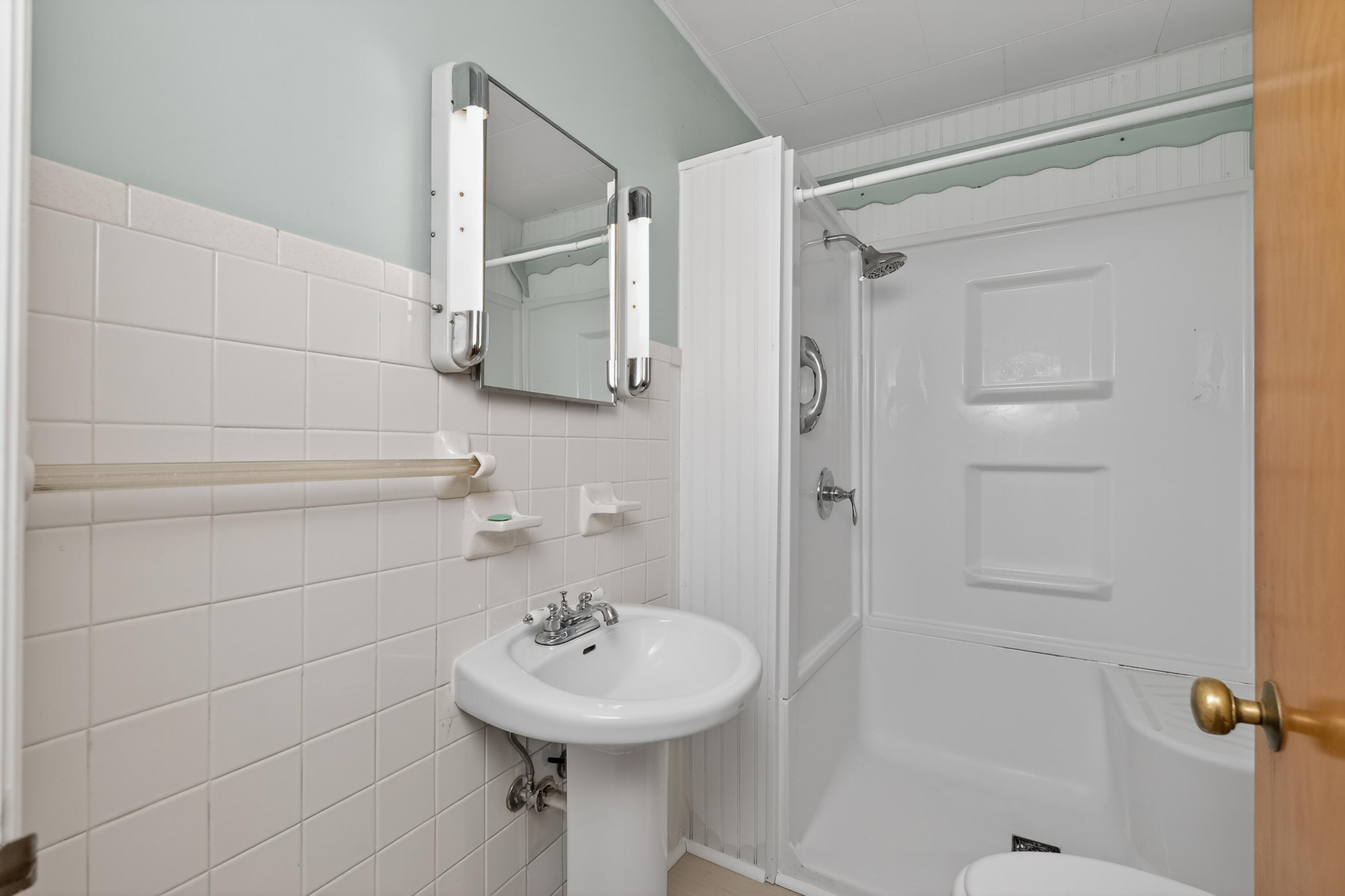 219 Sunset Drive Property Photo 18
