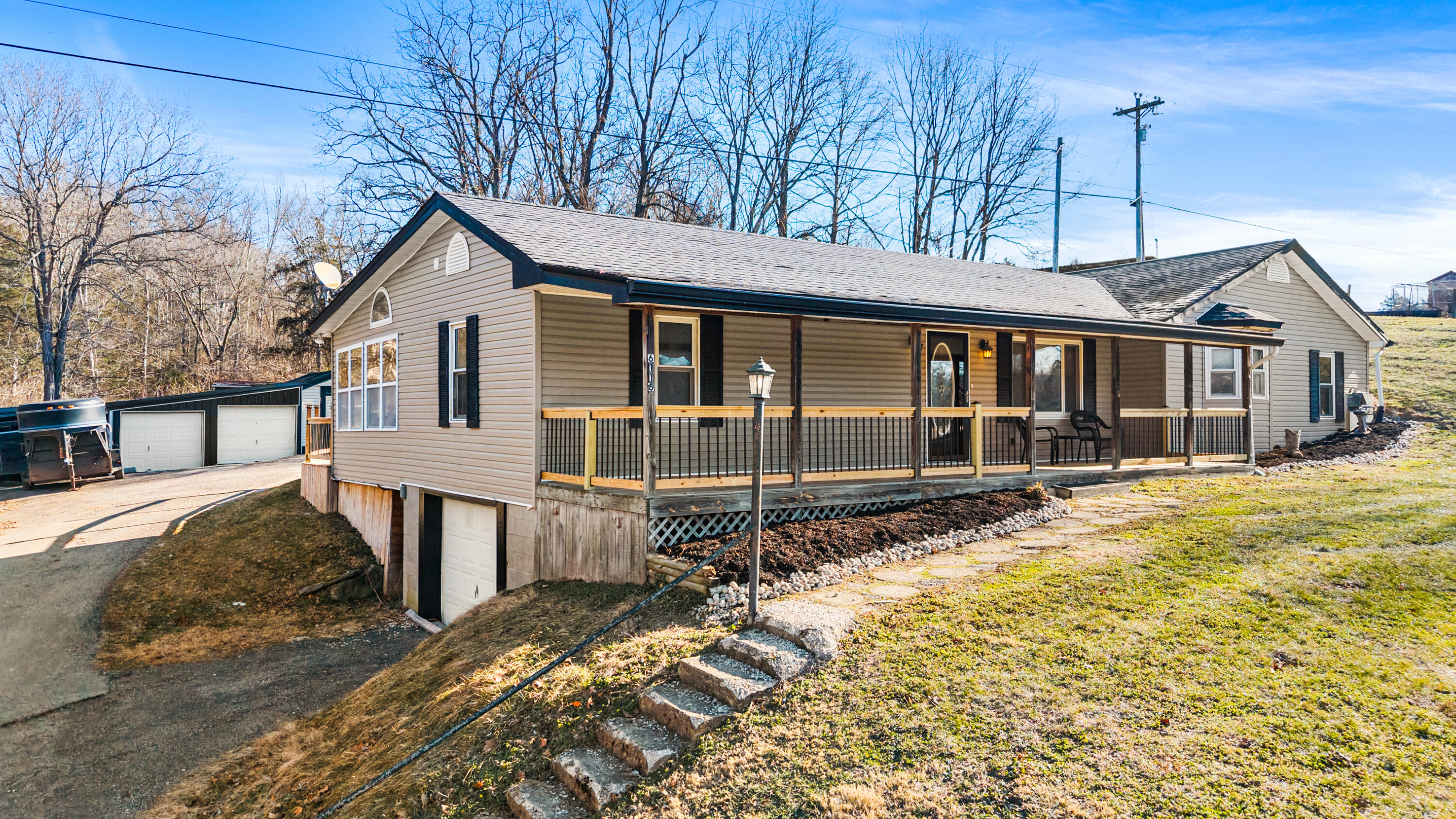 6116 N Highway 17 Property Photo 1