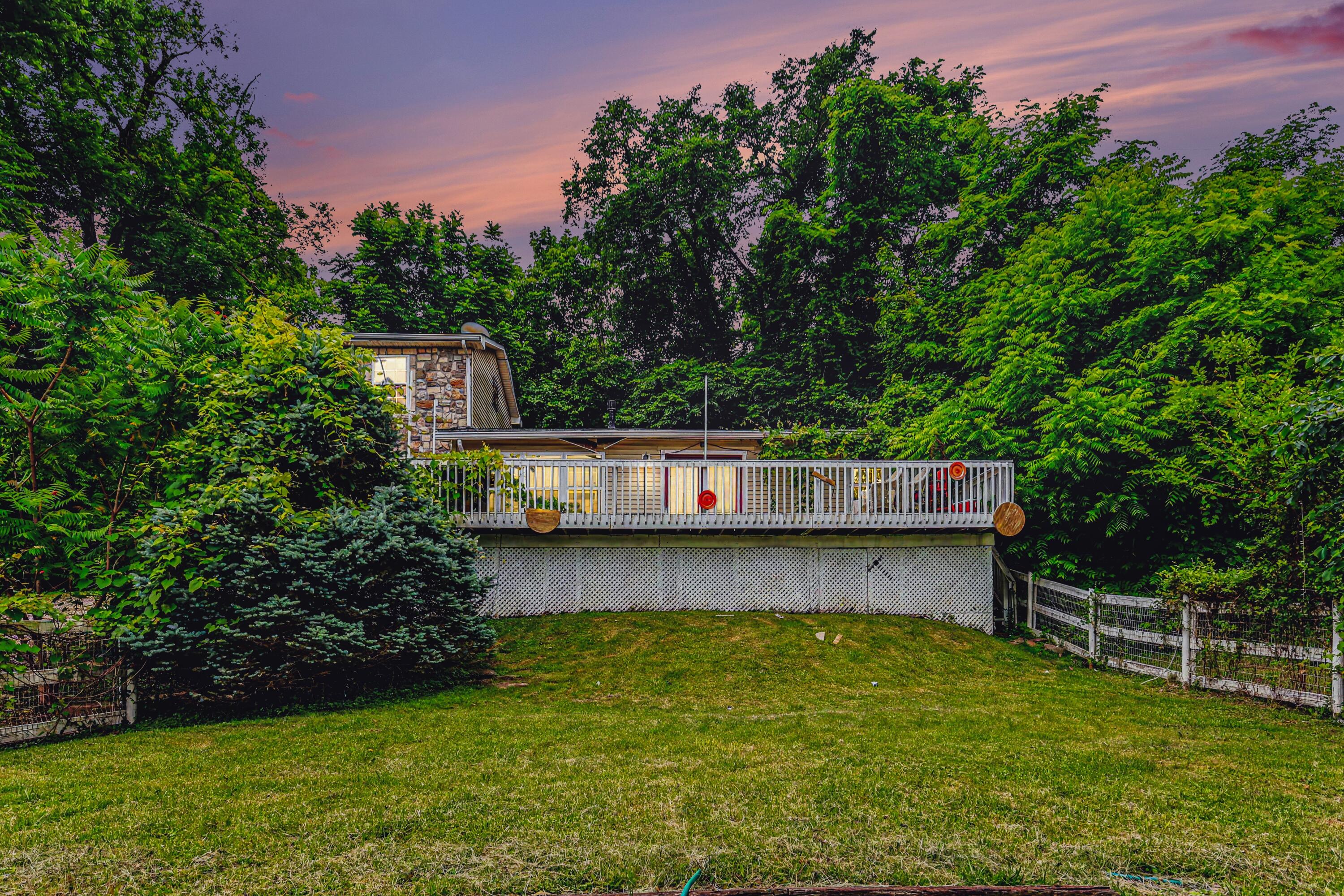 103 River Road Property Photo 1