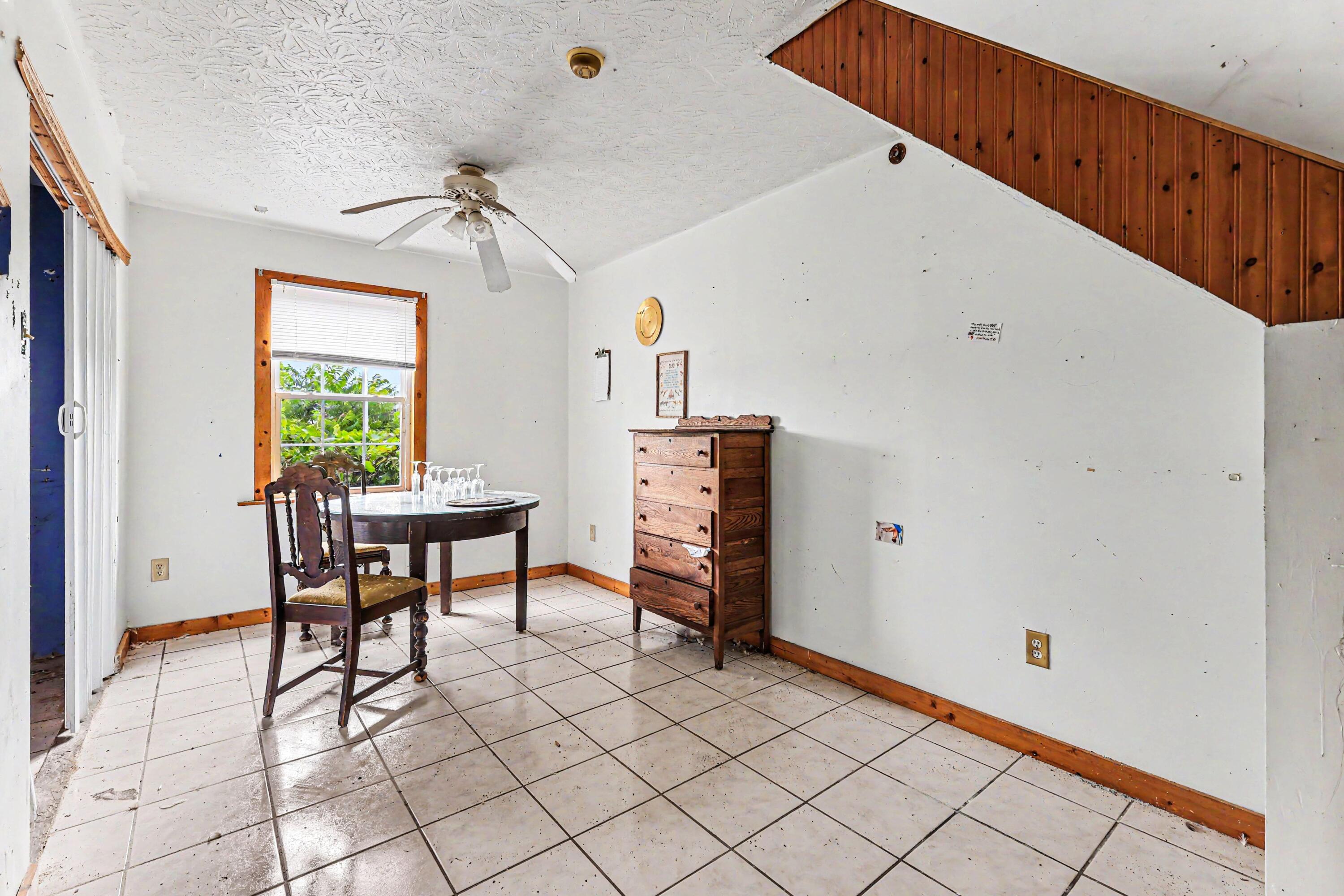 103 River Road Property Photo 12