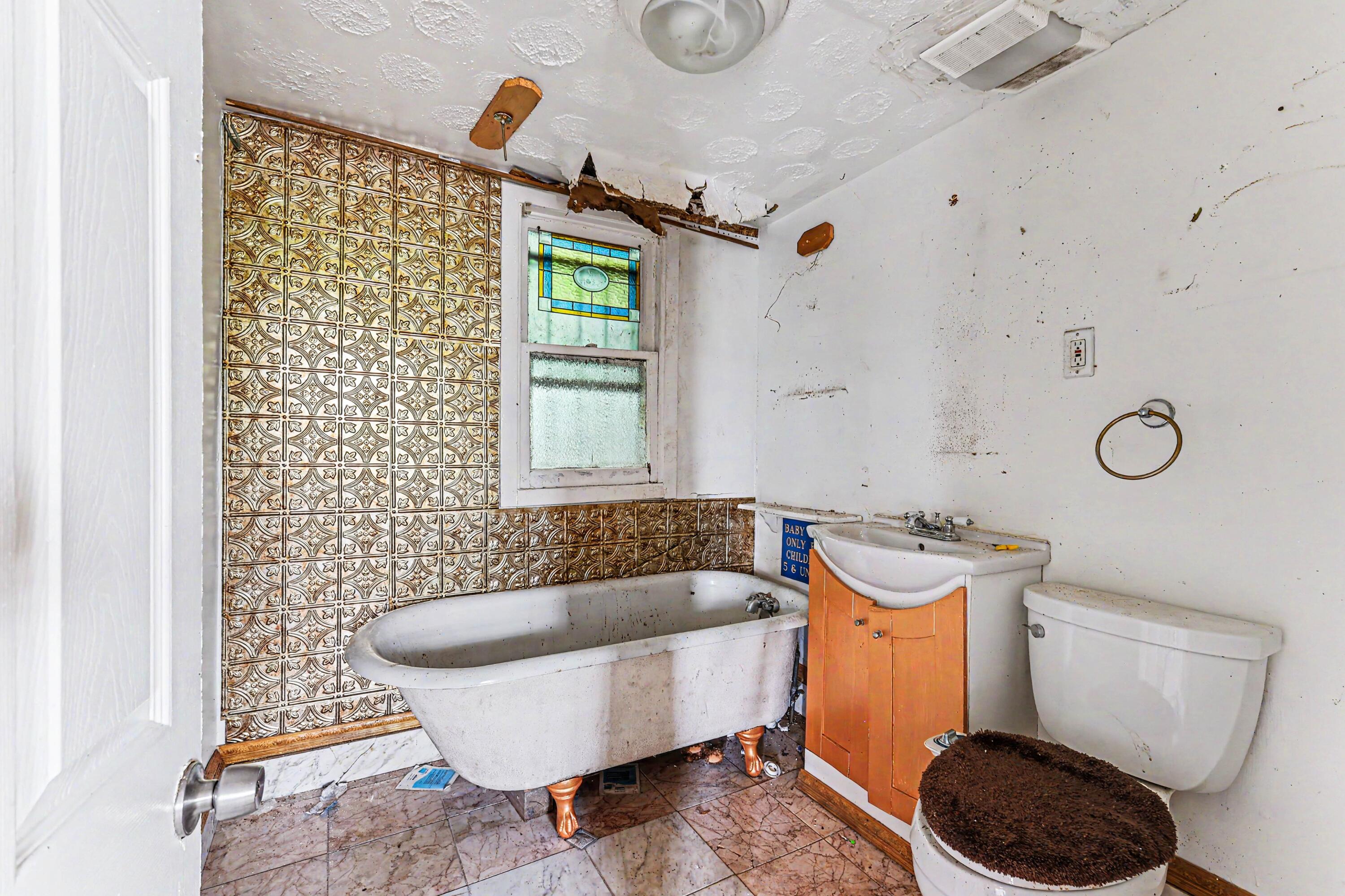 103 River Road Property Photo 17