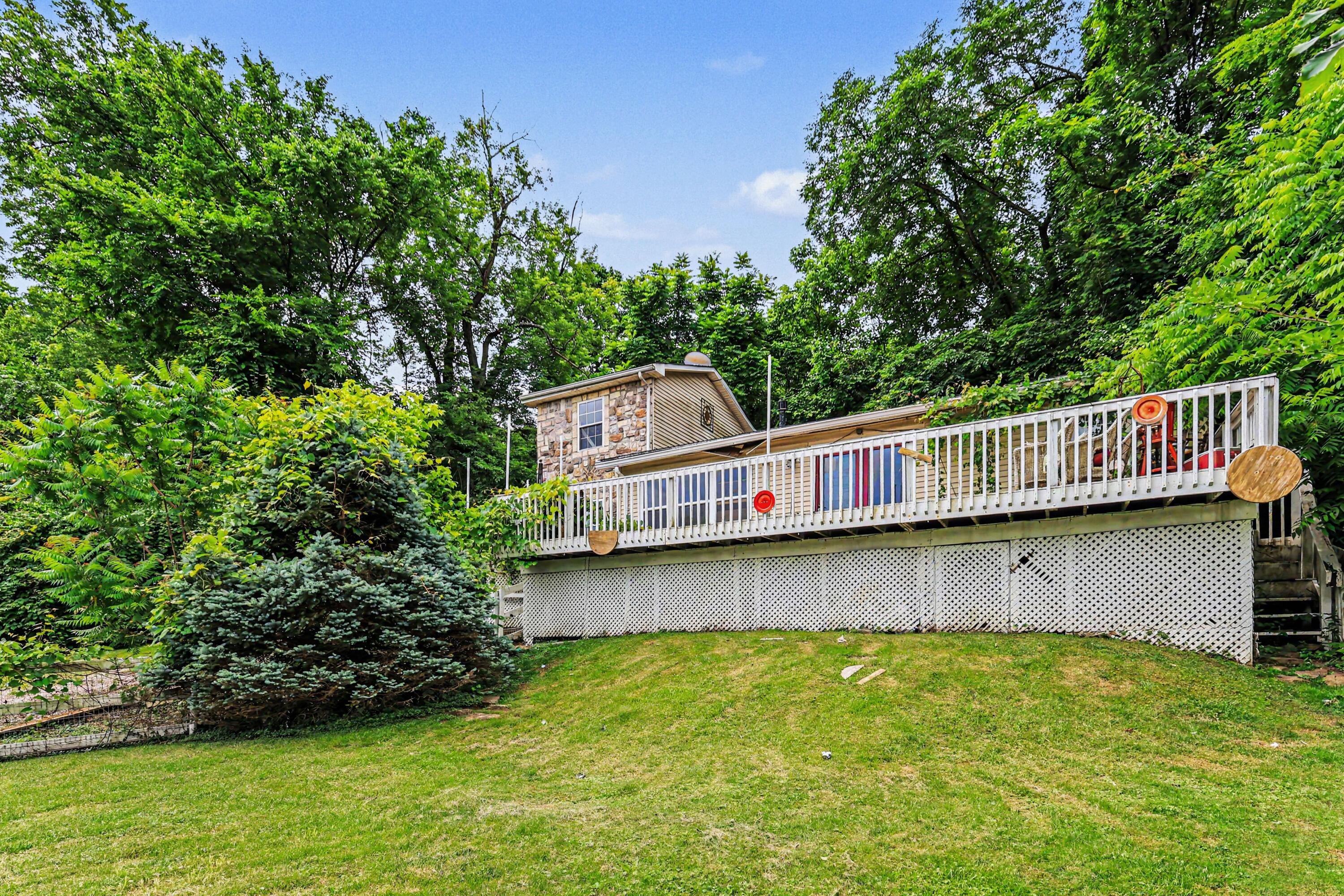 103 River Road Property Photo 23