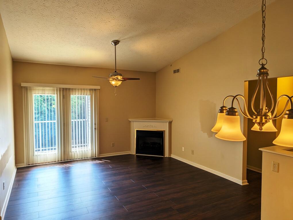 561 Napa Valley Lane, 10 Property Photo 3