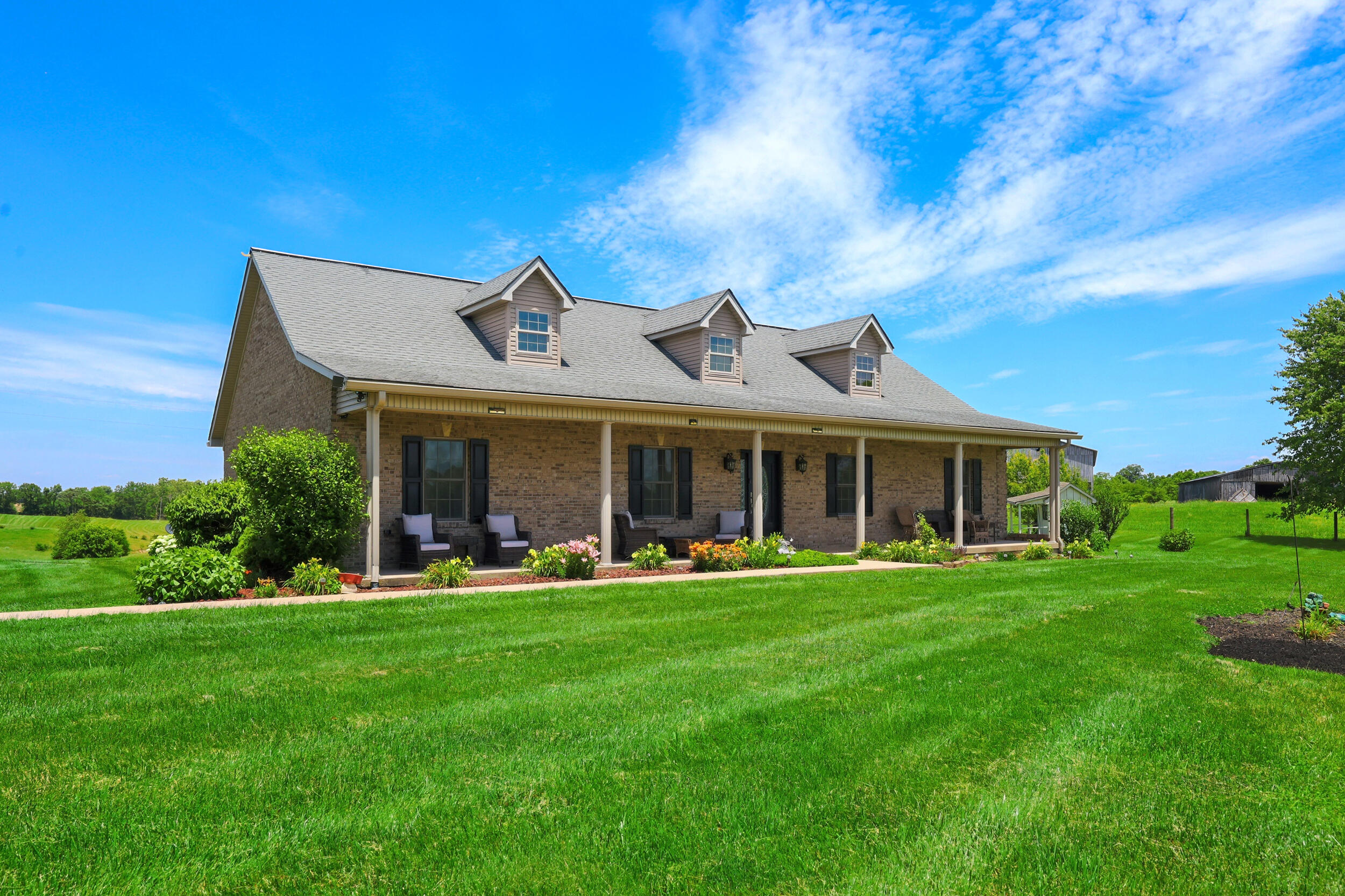 3480 Fairview Road Property Photo 6