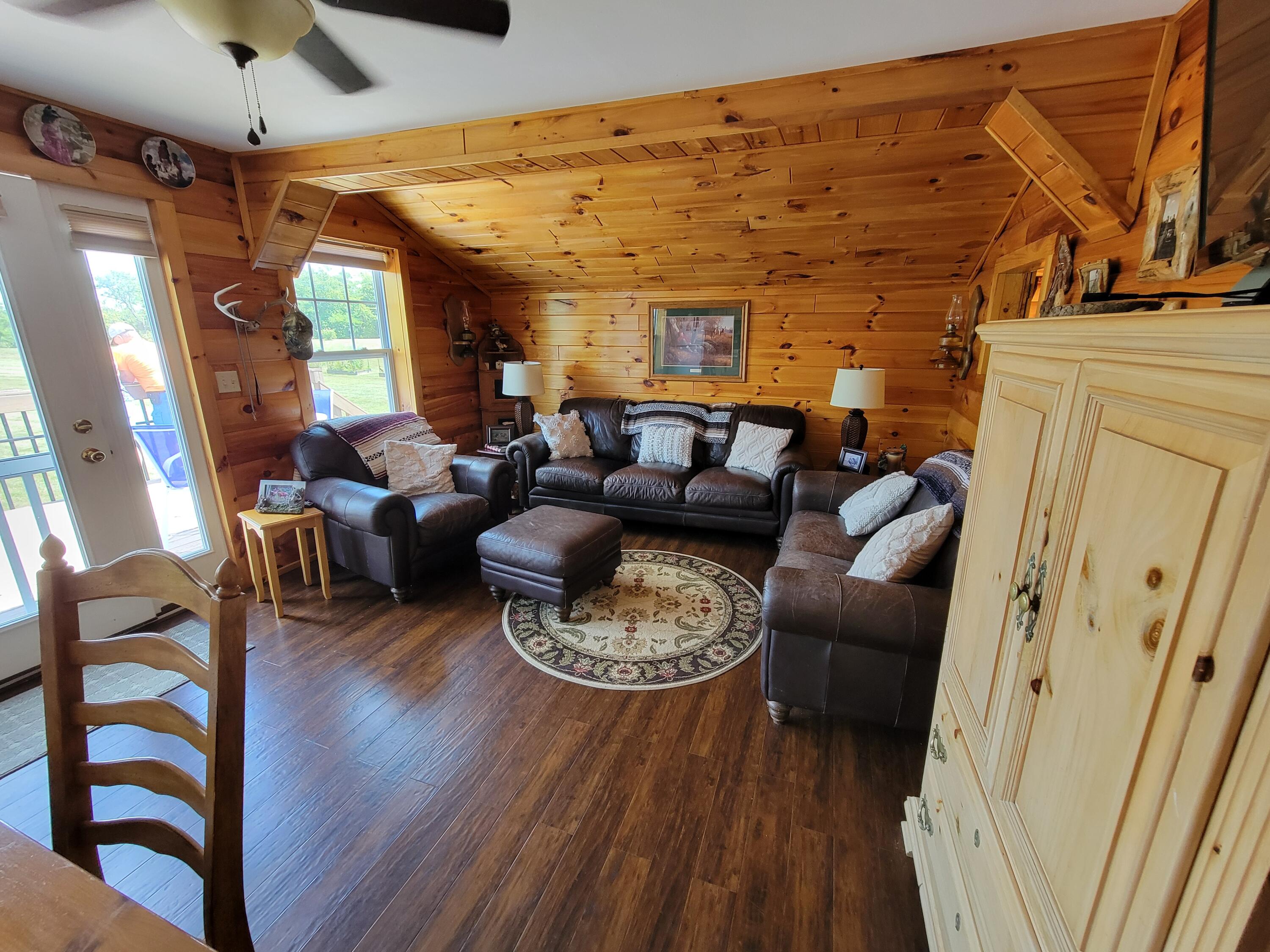 220 Old Eagle Tunnel Road Property Photo 15