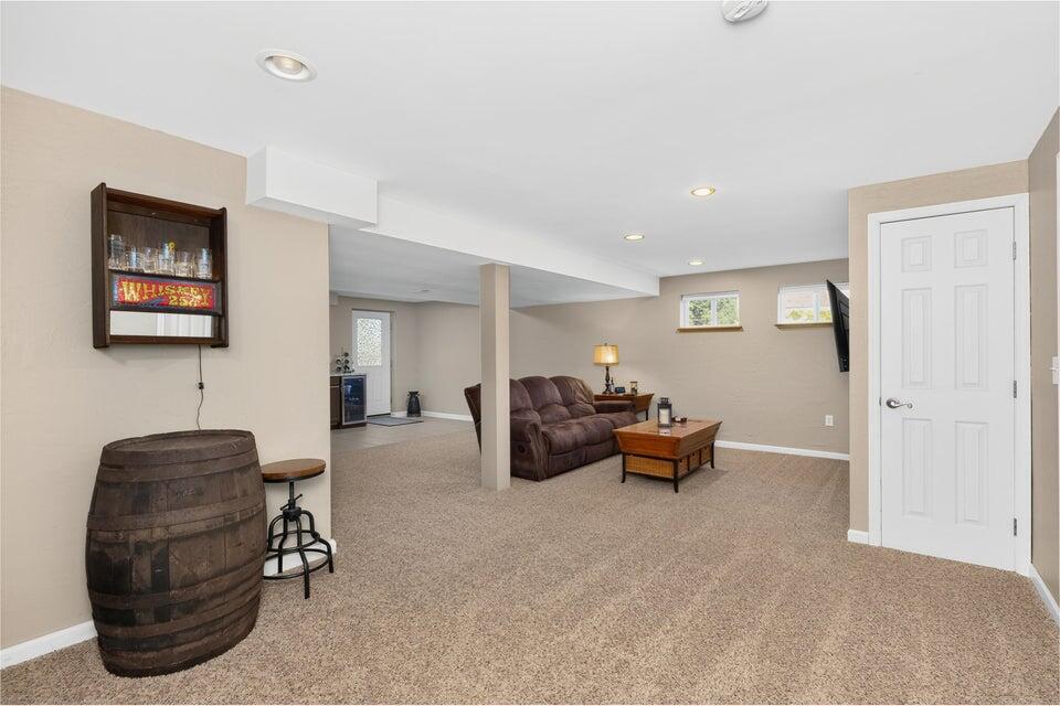 8429 Saint Louis Boulevard Property Photo 10