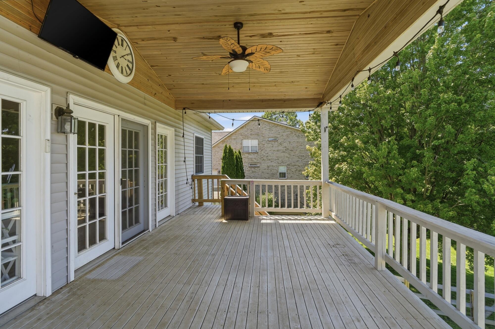 111 Beverly Lane Property Photo 46