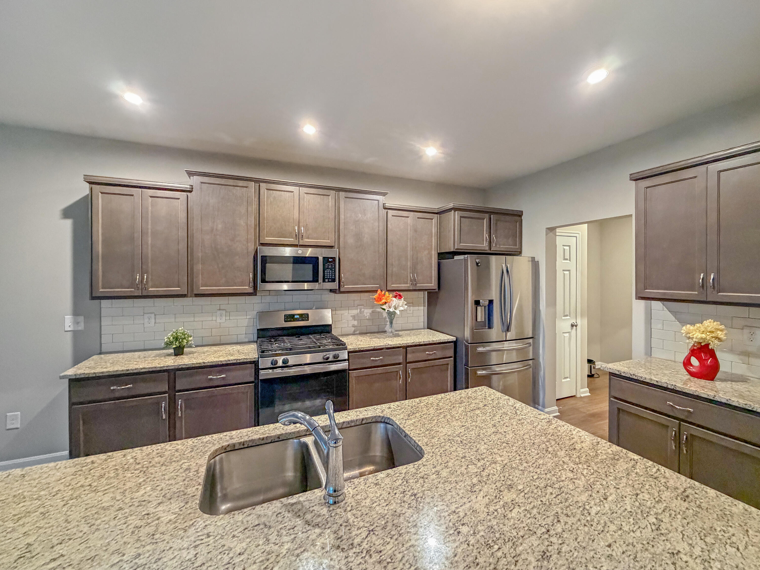 7669 Arcadia Boulevard Property Photo 3