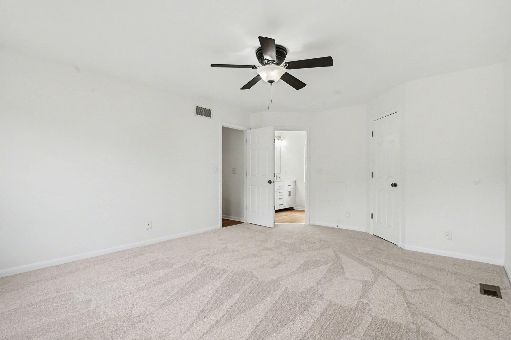 10 Shadow Wood Court Property Photo 12