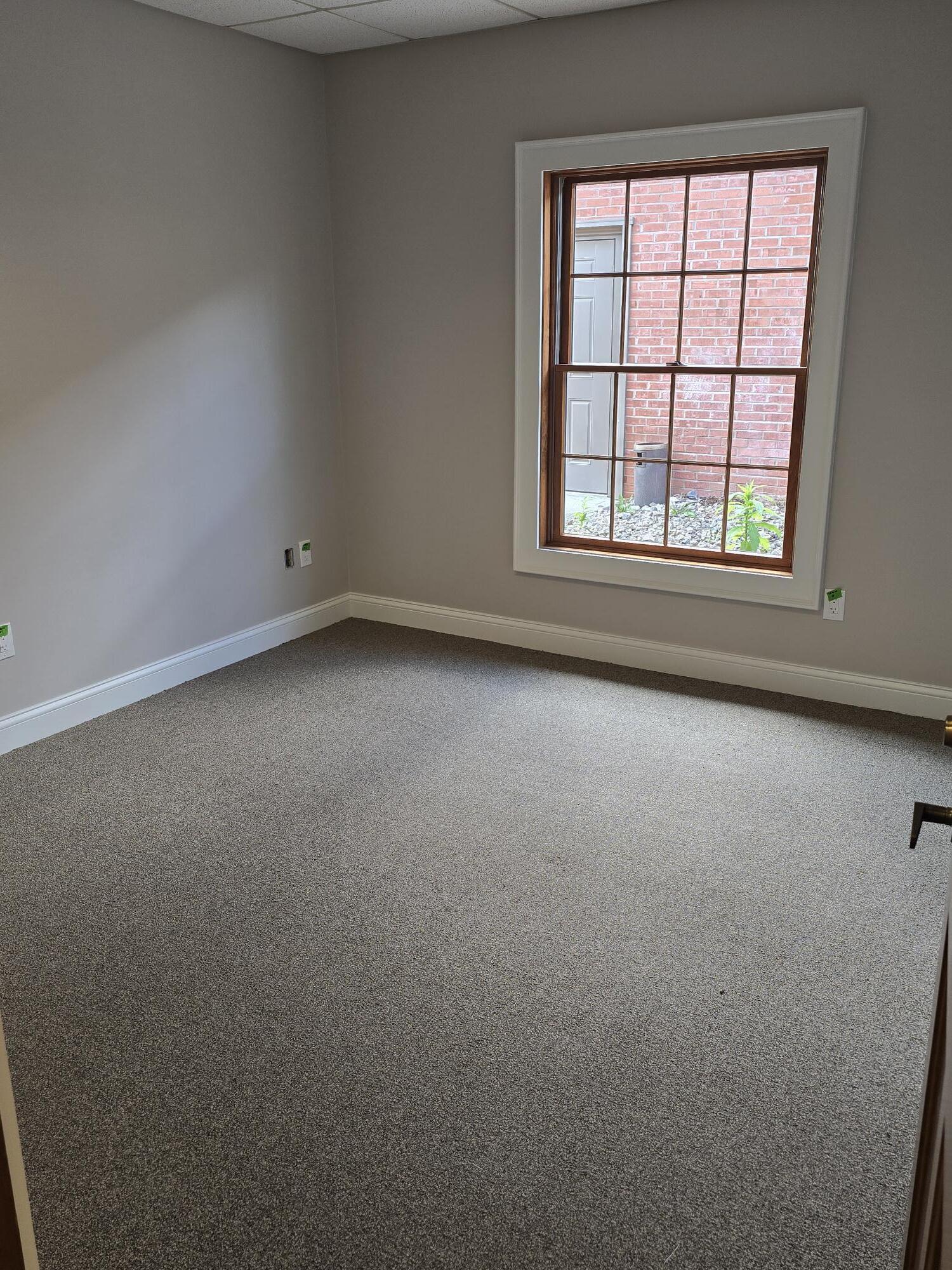 186 Barnwood Drive Property Photo 3