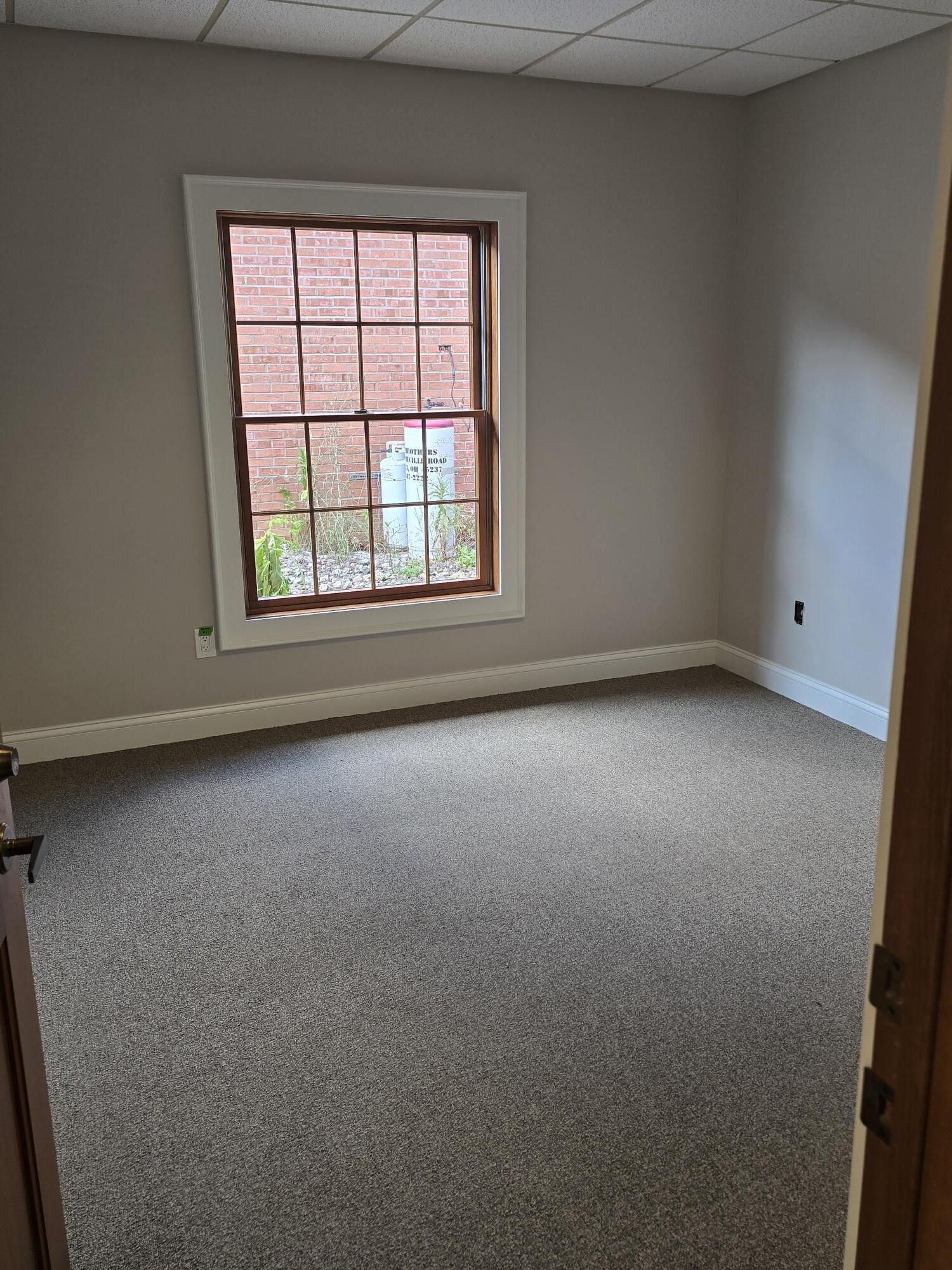 186 Barnwood Drive Property Photo 4