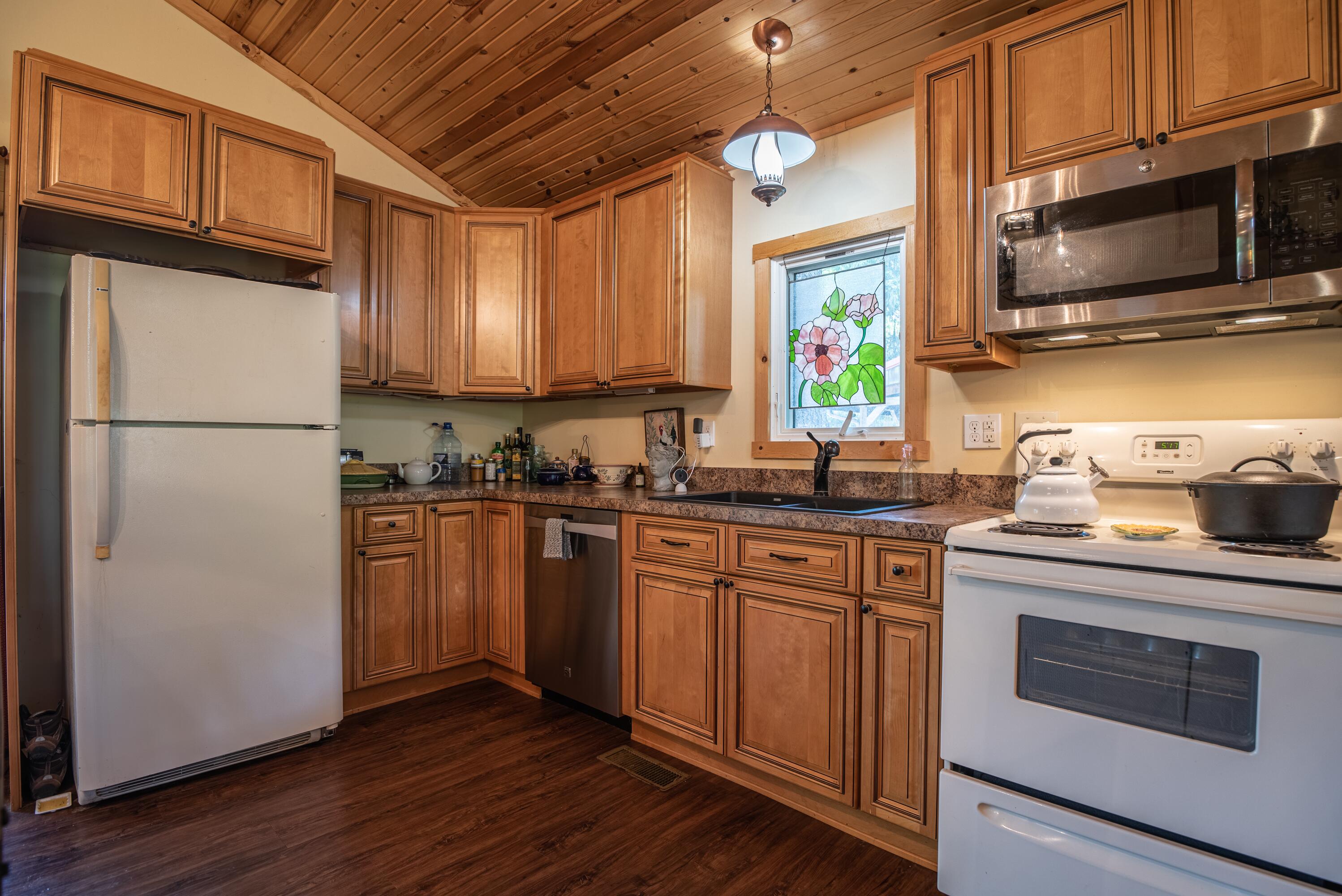 1145 Hillandale Road Property Photo 11