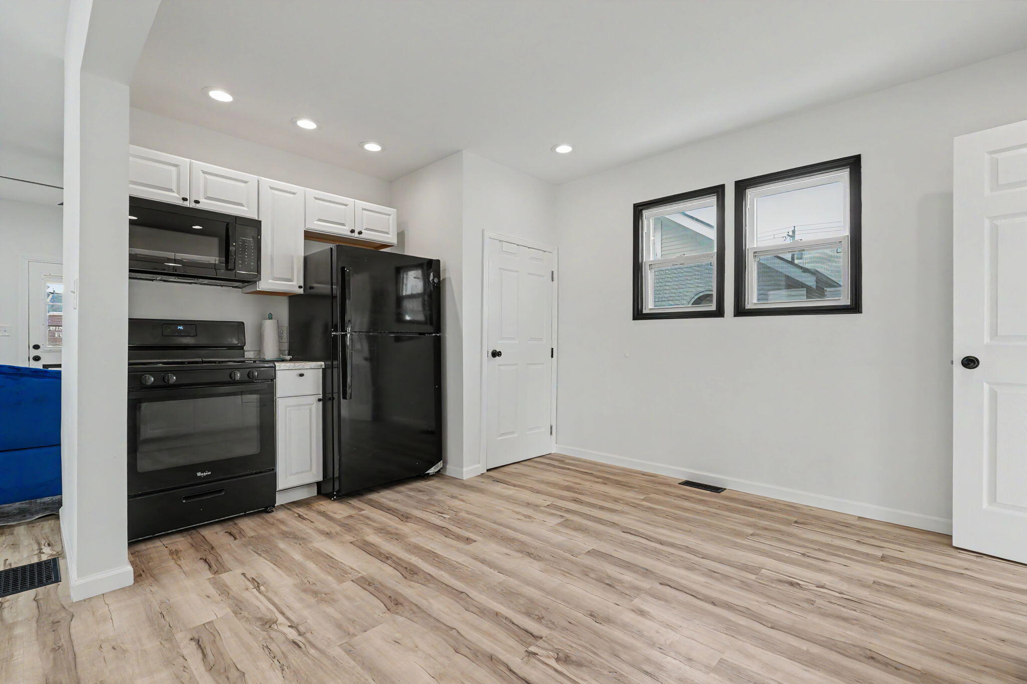 3606 Caroline Street Property Photo 11