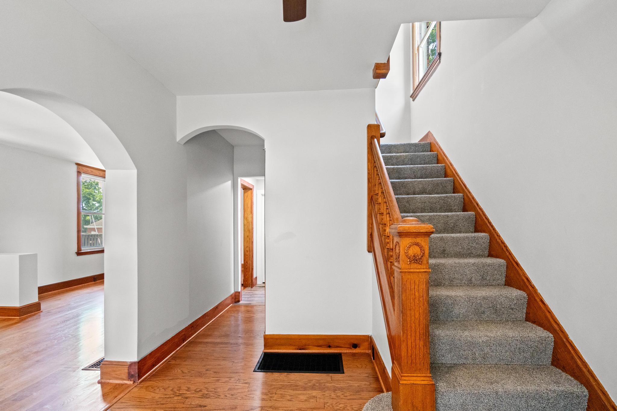 438 Van Voast Avenue Property Photo 2