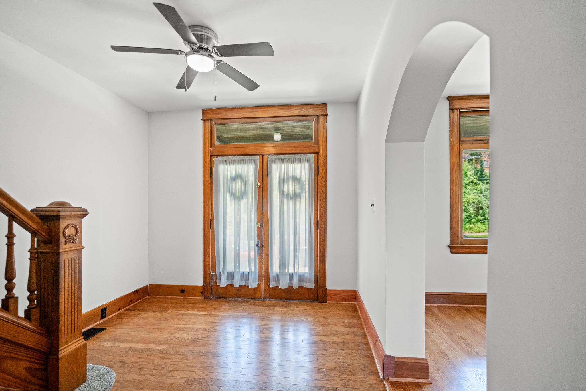 438 Van Voast Avenue Property Photo 4