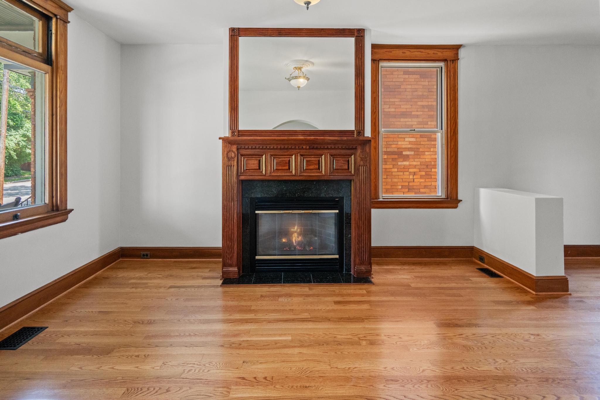 438 Van Voast Avenue Property Photo 6