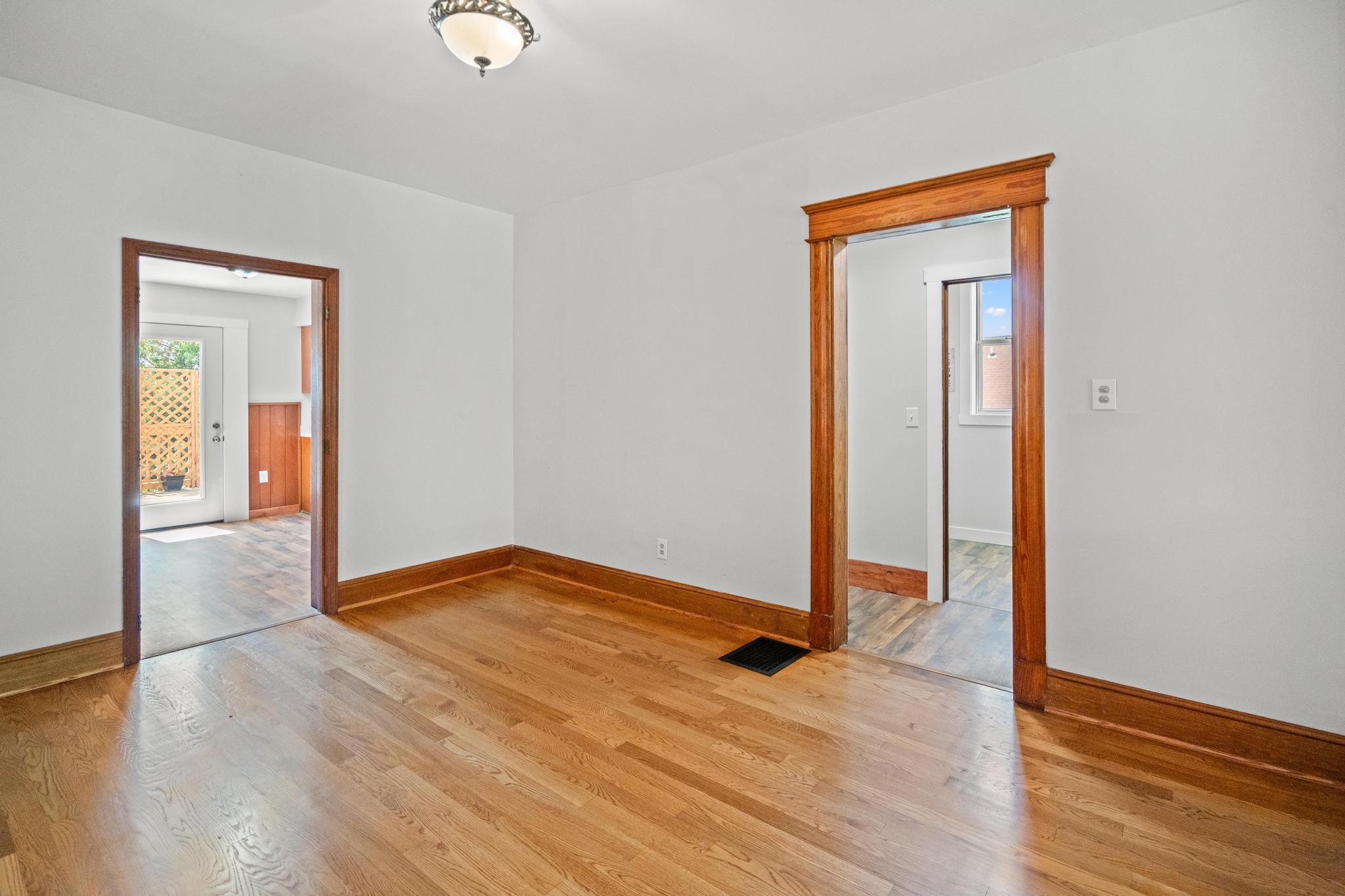 438 Van Voast Avenue Property Photo 12