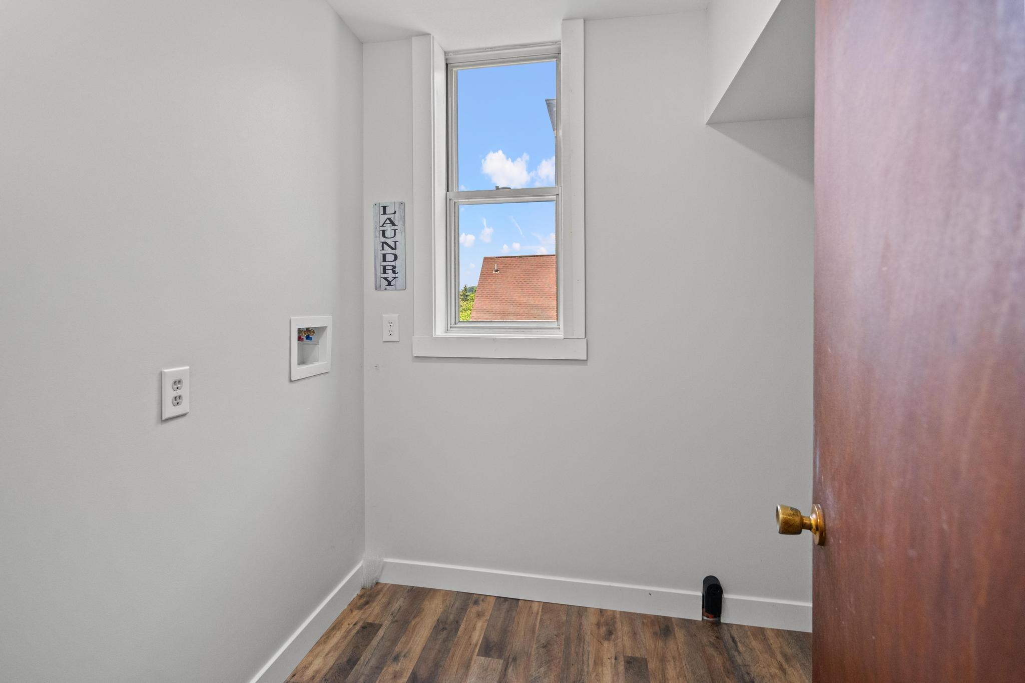 438 Van Voast Avenue Property Photo 27