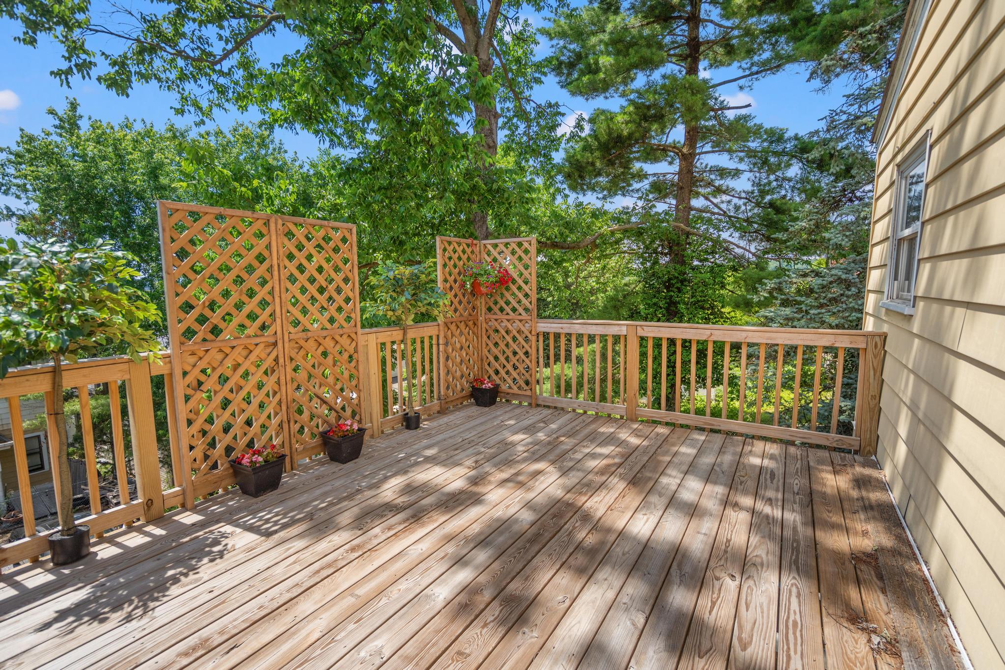 438 Van Voast Avenue Property Photo 28