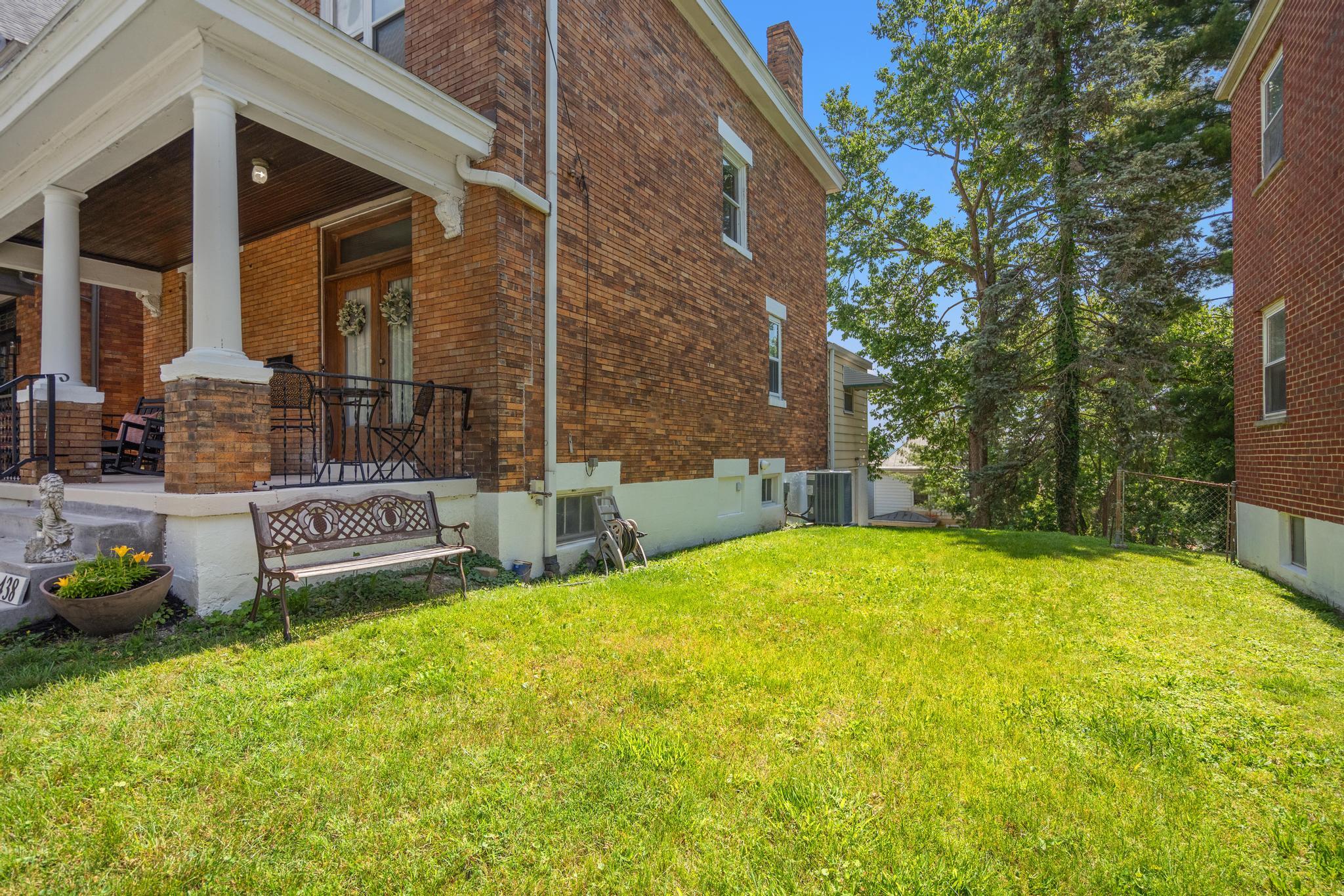 438 Van Voast Avenue Property Photo 32
