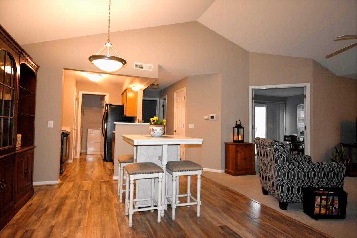 740 Valley Square Drive, 6h Property Photo 6