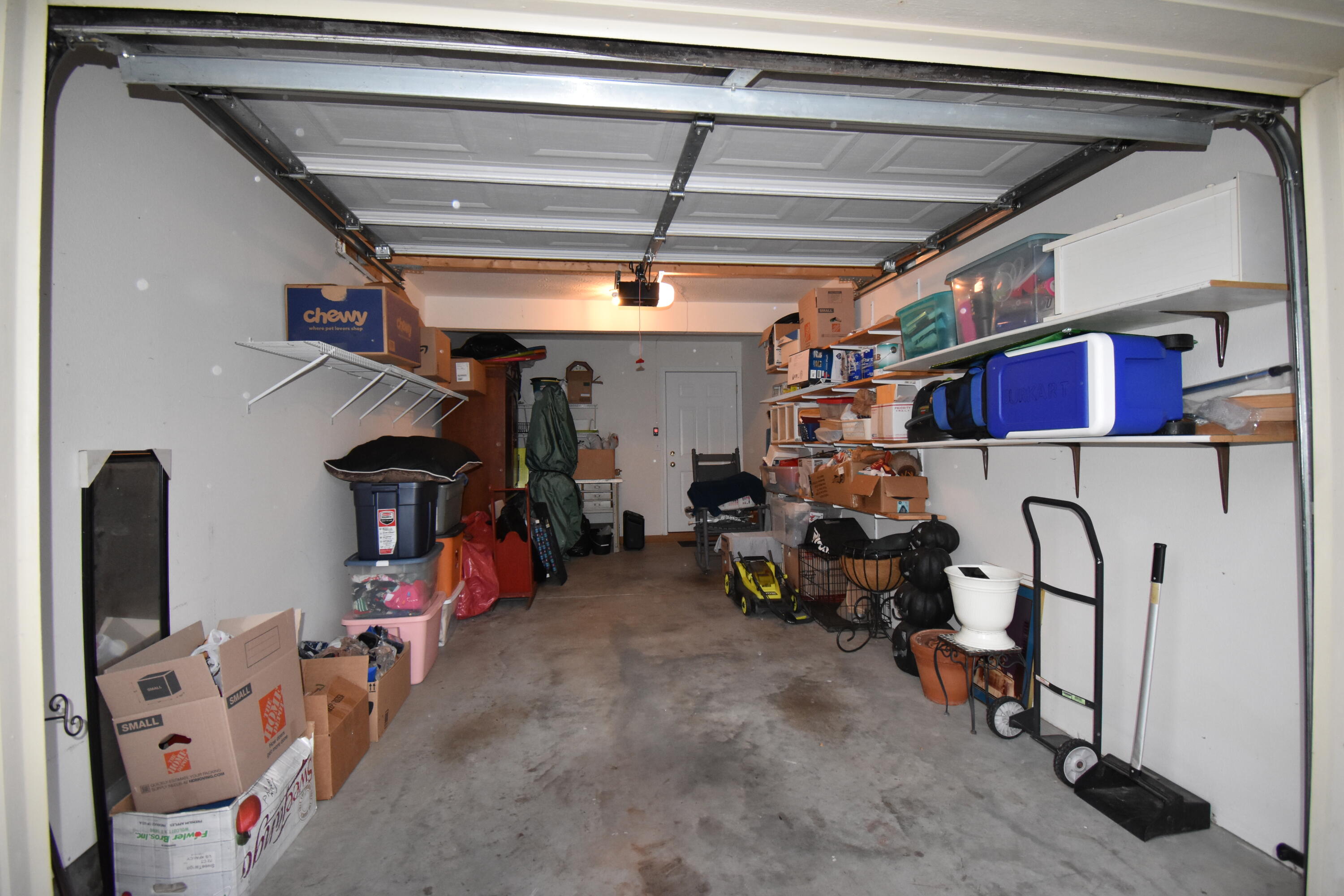 740 Valley Square Drive, 6h Property Photo 15