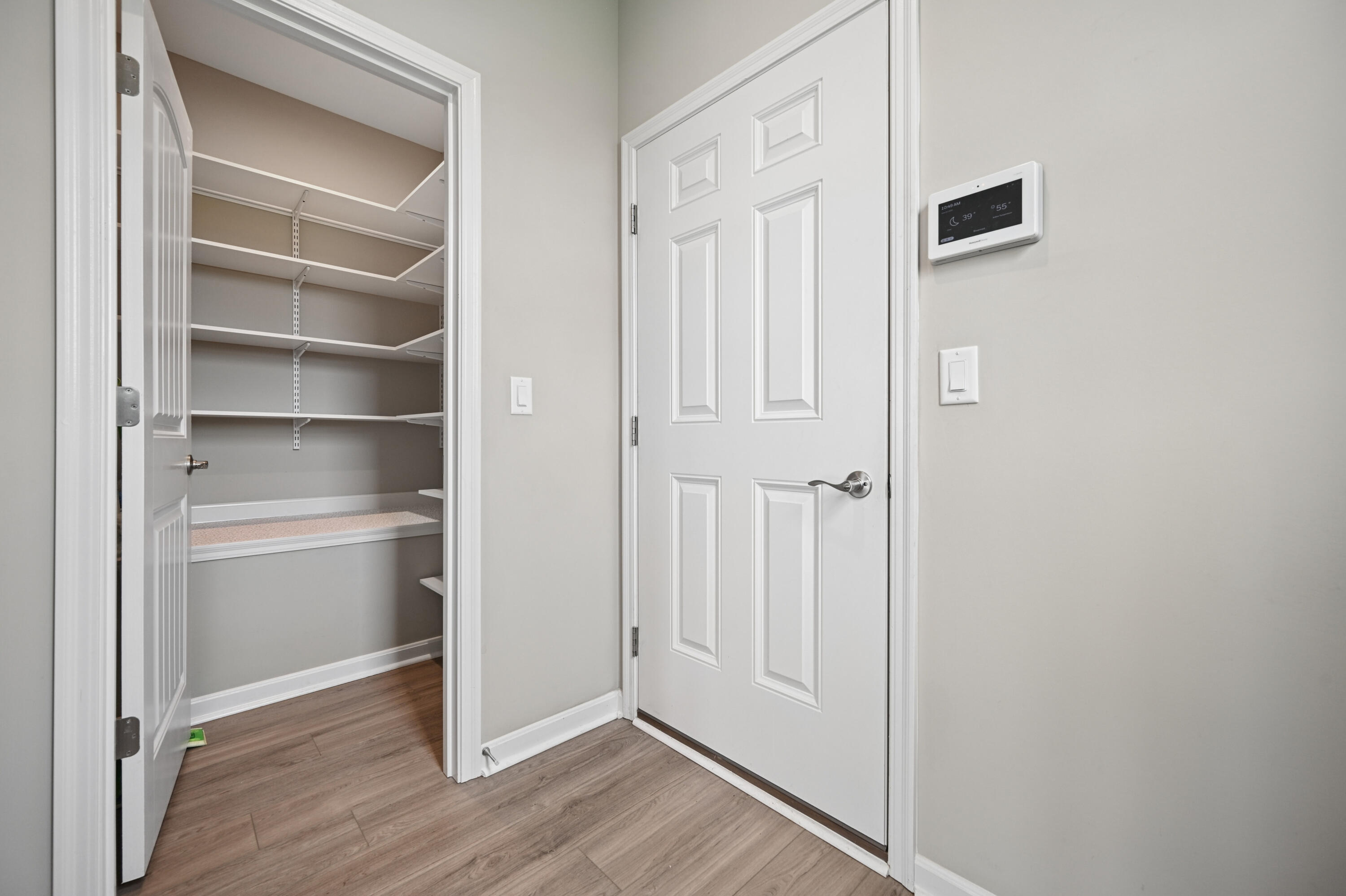 3852 Sherbourne Drive Property Photo 24
