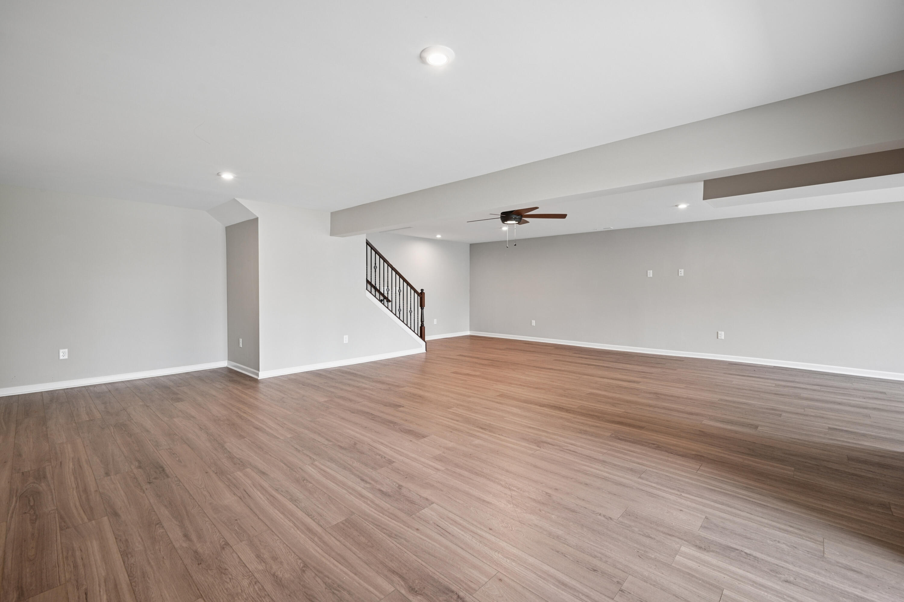 3852 Sherbourne Drive Property Photo 37