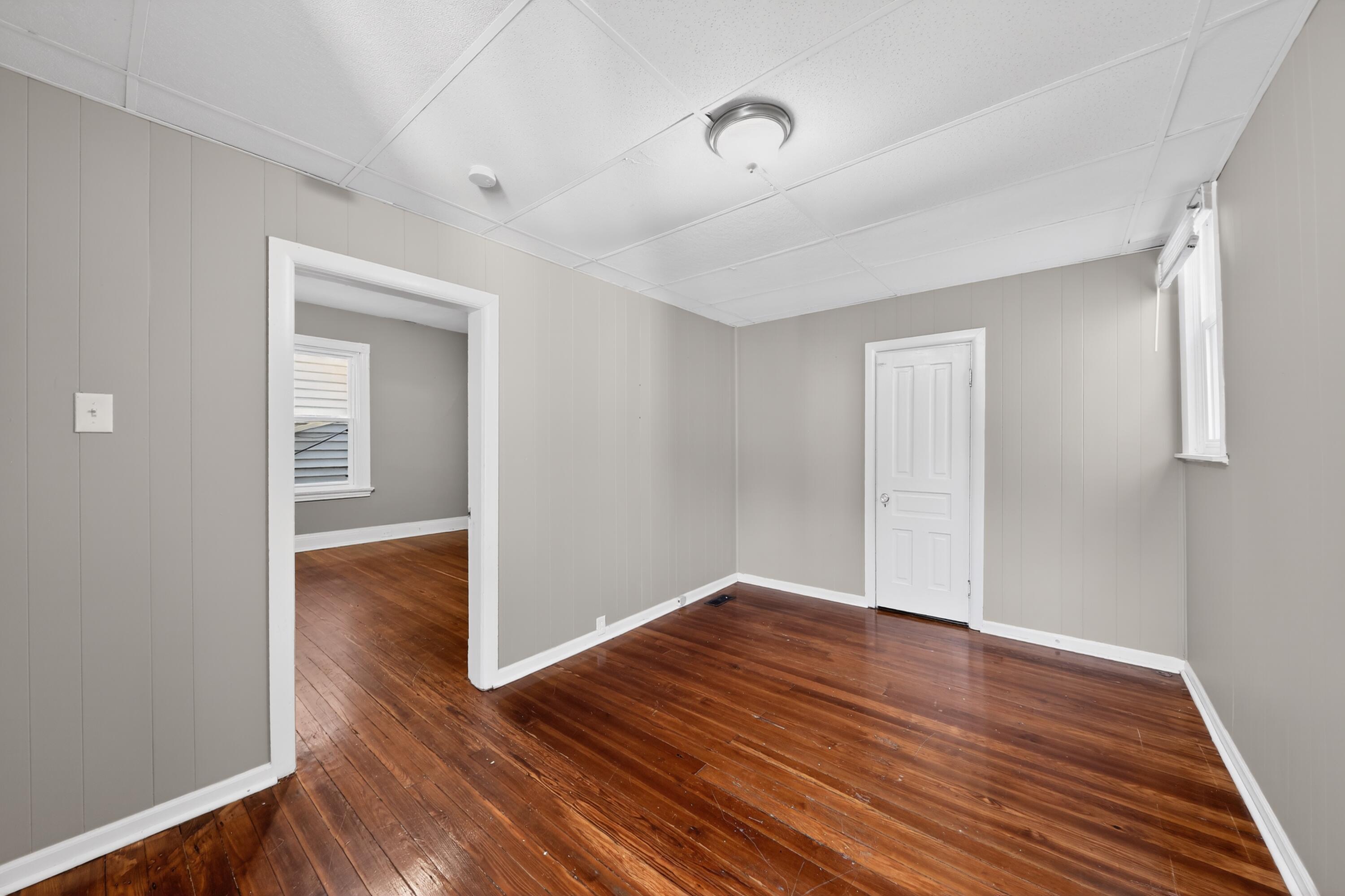 157 E 42nd Street Property Photo 18