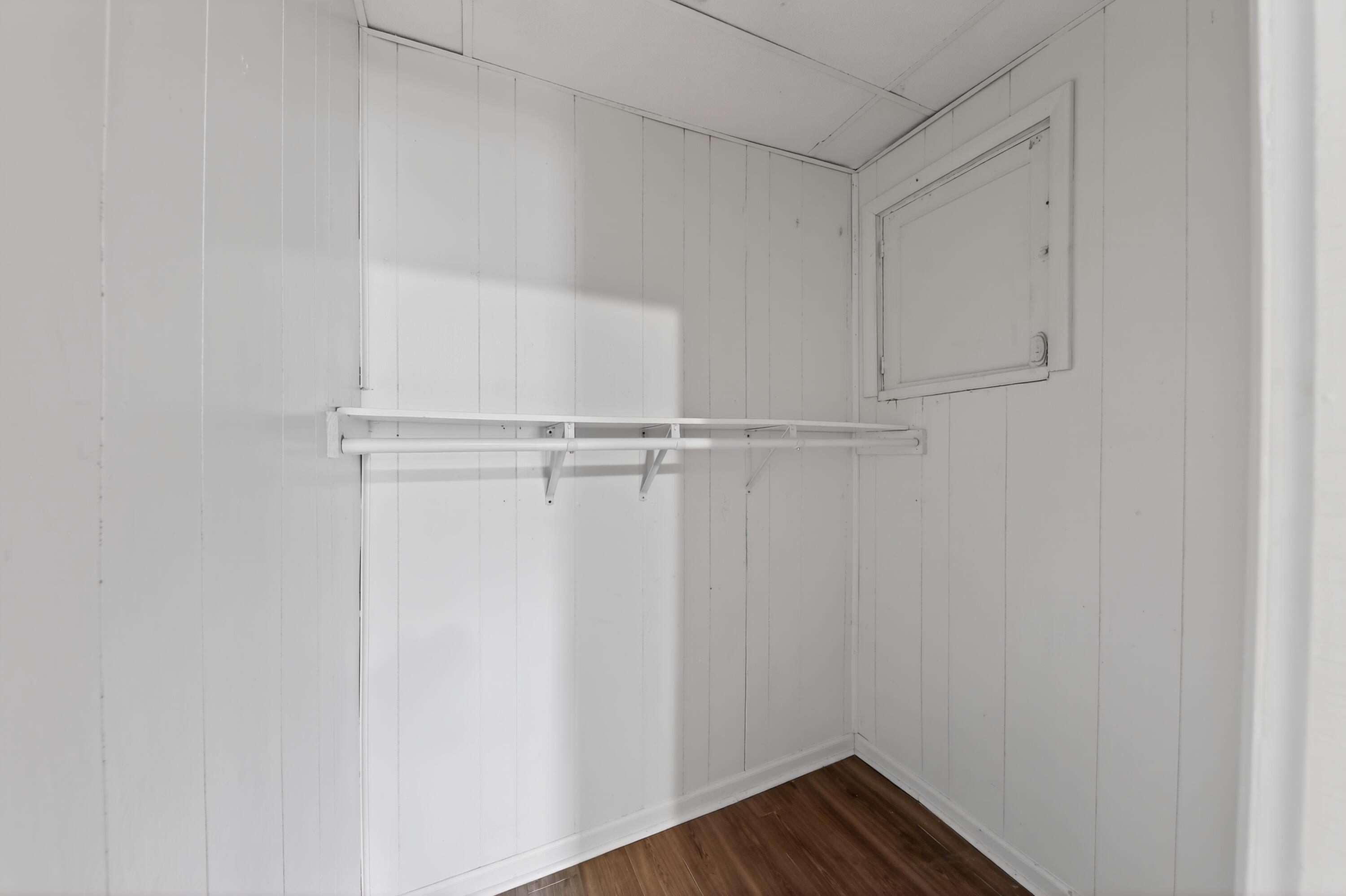 157 E 42nd Street Property Photo 24